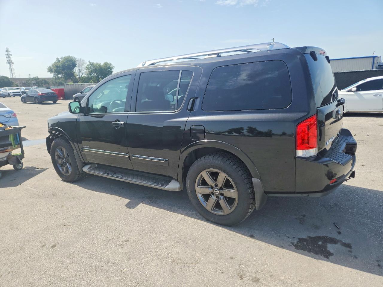 2013 Nissan Armada Sv Черный vin: 5N1BA0NC5DN613504