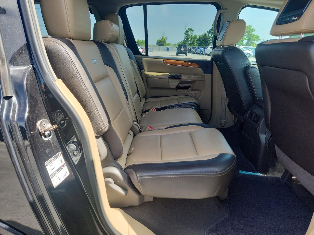 2013 Nissan Armada Sv Черный vin: 5N1BA0NC5DN613504