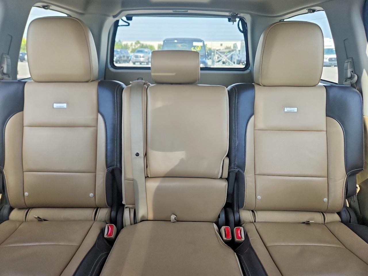 2013 Nissan Armada Sv Черный vin: 5N1BA0NC5DN613504