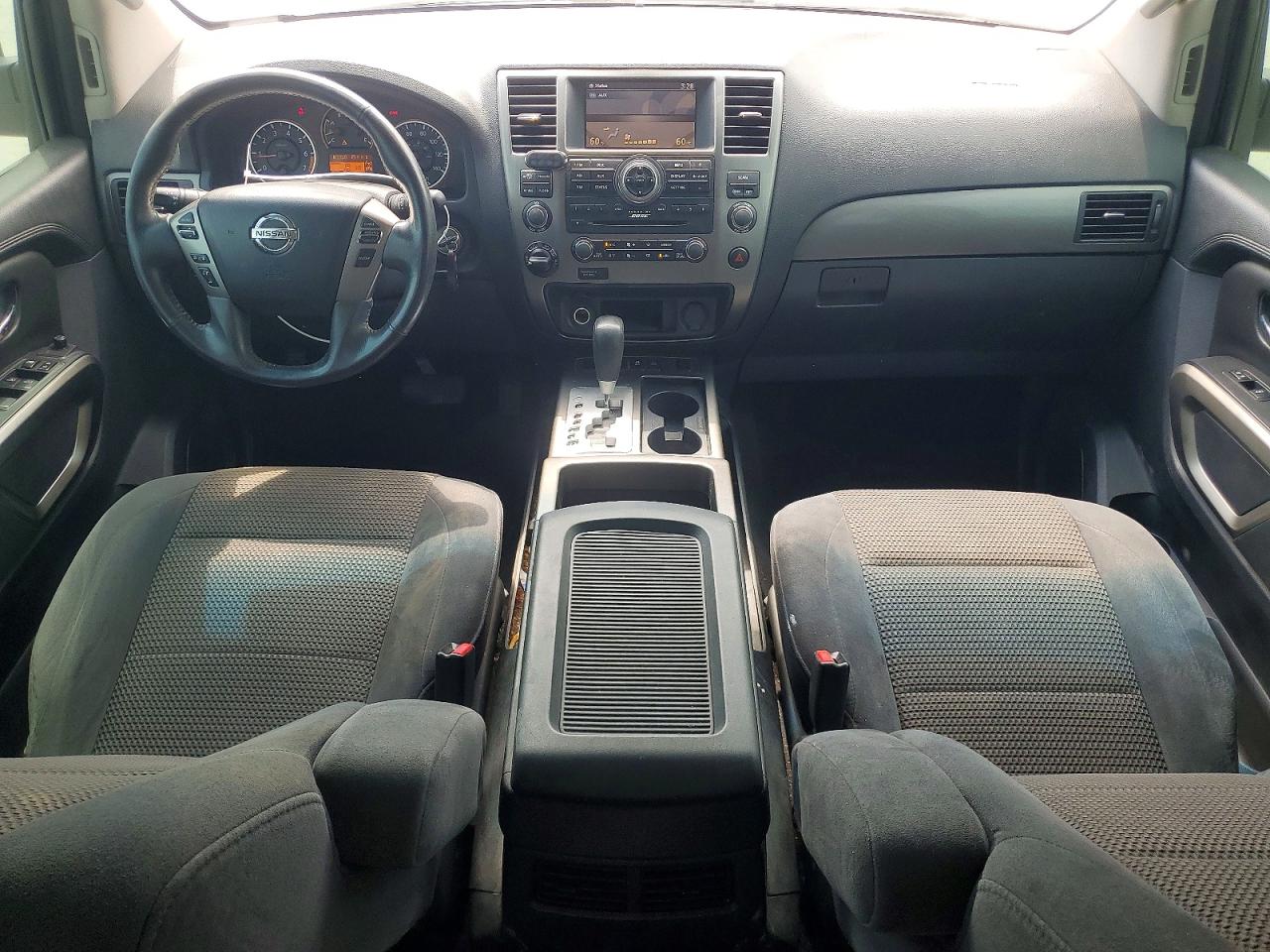 2015 Nissan Armada Sv Silver vin: 5N1BA0NC7FN605150