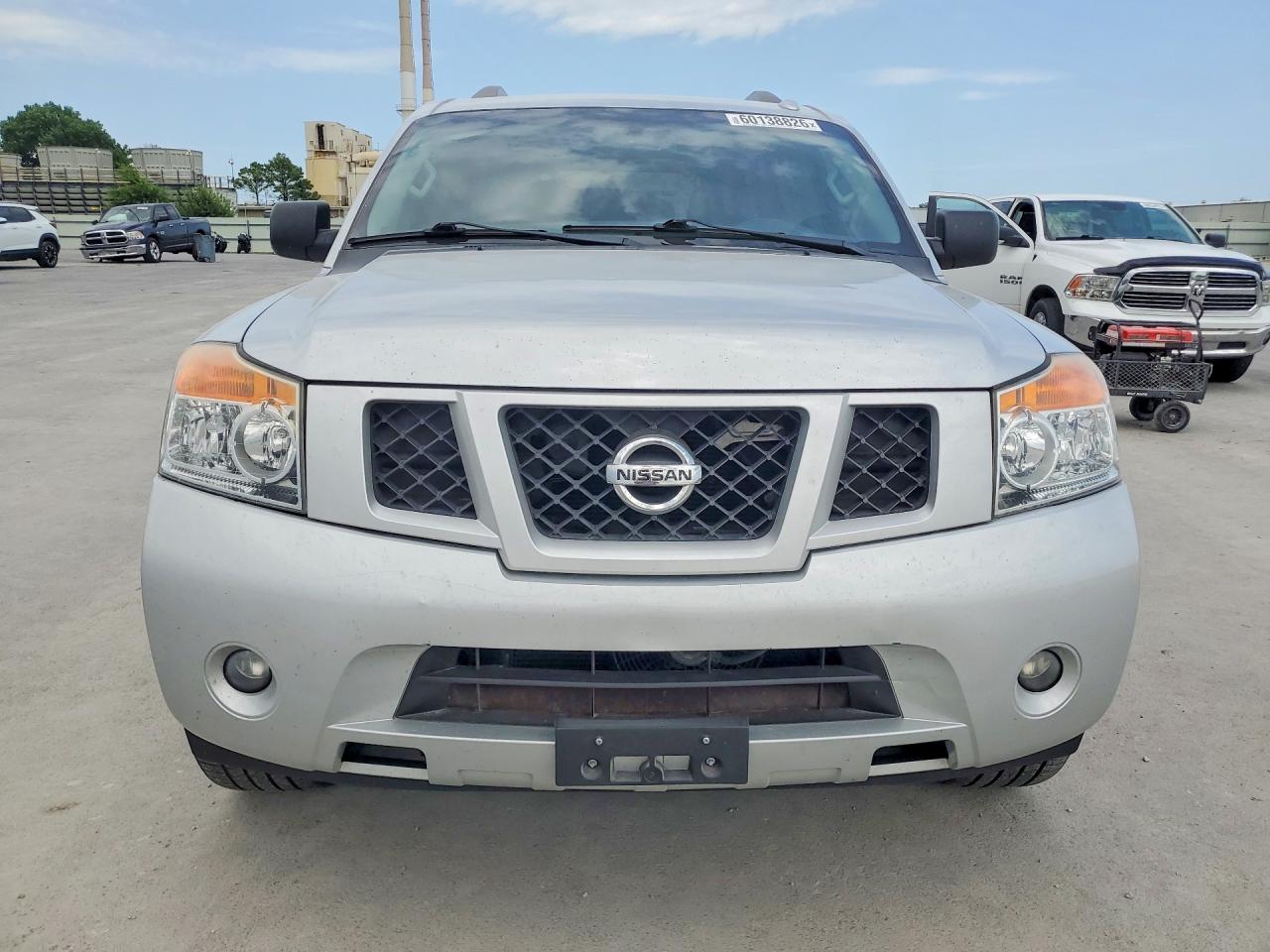 2015 Nissan Armada Sv Silver vin: 5N1BA0NC7FN605150
