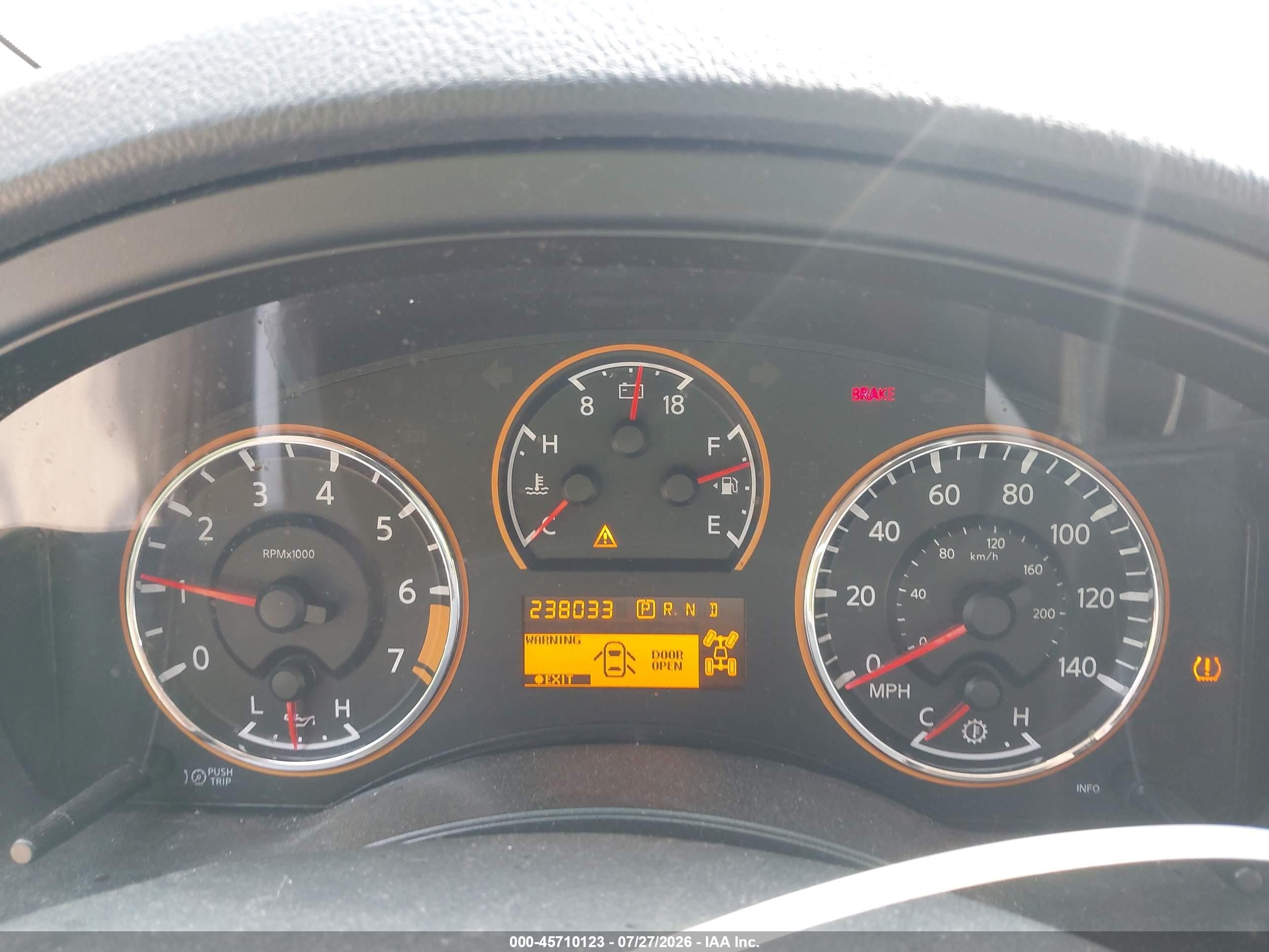 2011 Nissan Armada Sl Silver vin: 5N1BA0NCXBN620574