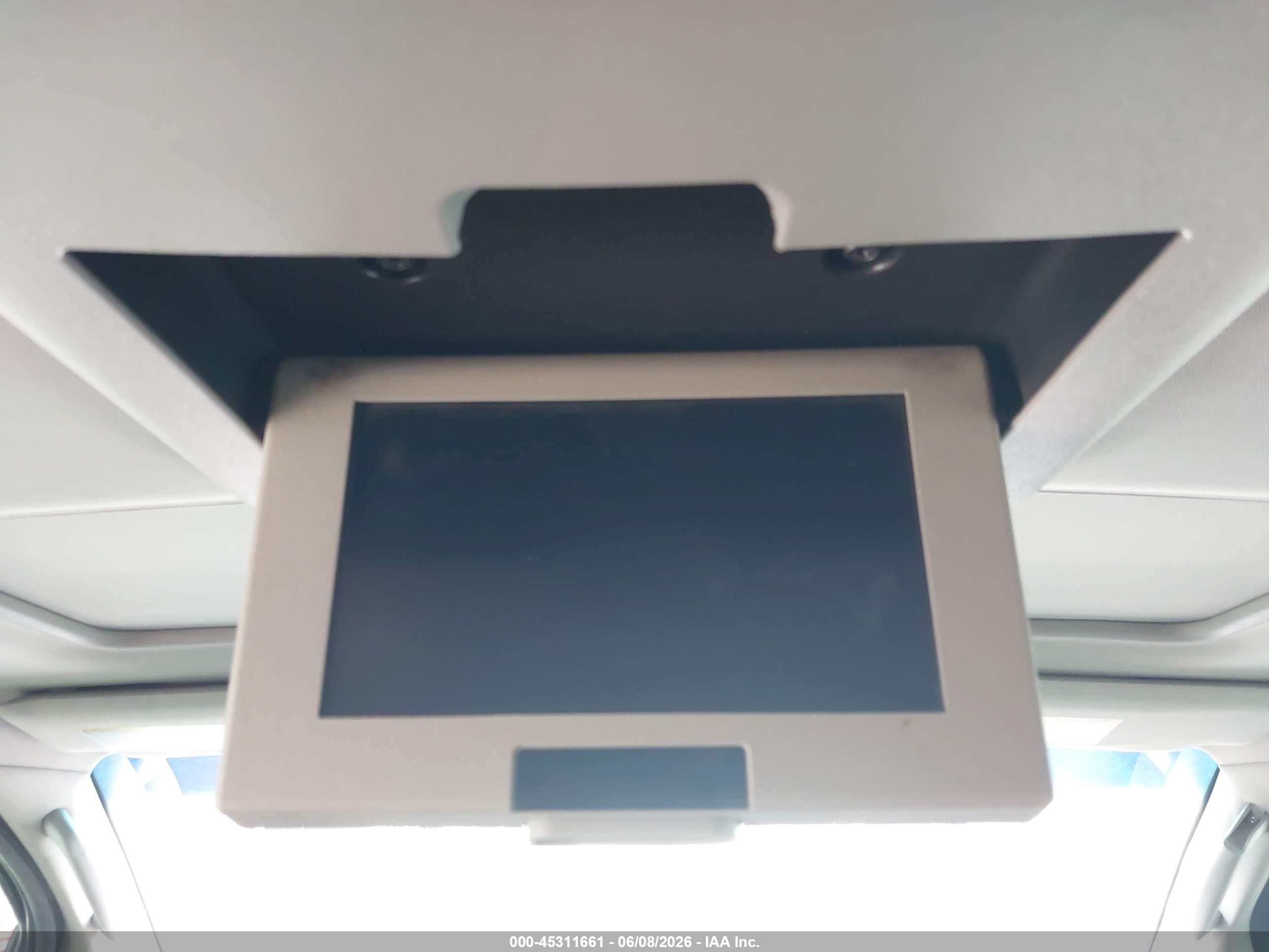 2012 Nissan Armada Sl Silver vin: 5N1BA0NCXCN600097