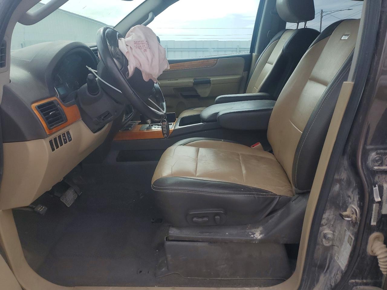 2014 Nissan Armada Platinum Brown vin: 5N1BA0NCXEN602015