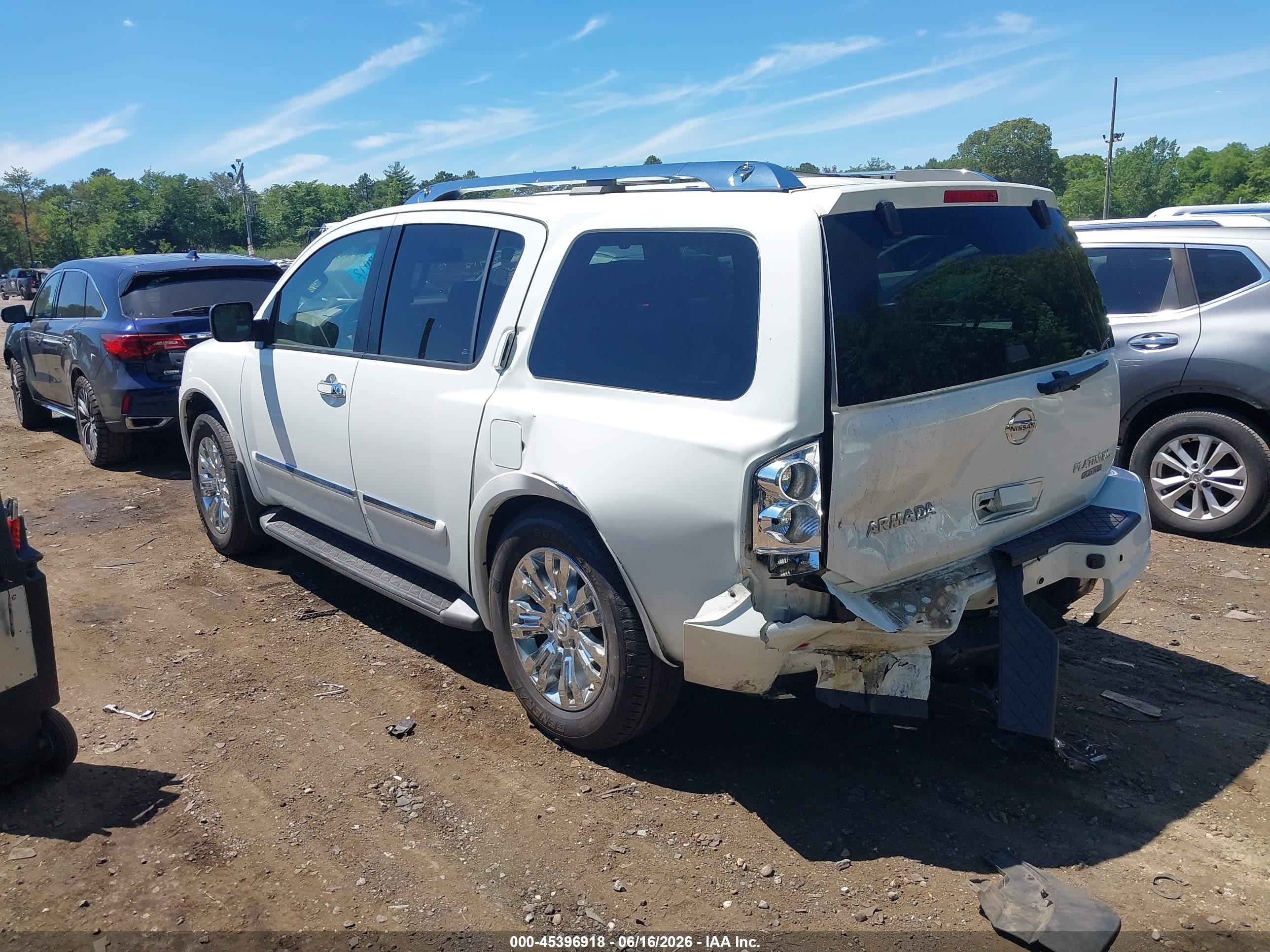 2015 Nissan Armada Platinum White vin: 5N1BA0NCXFN621486