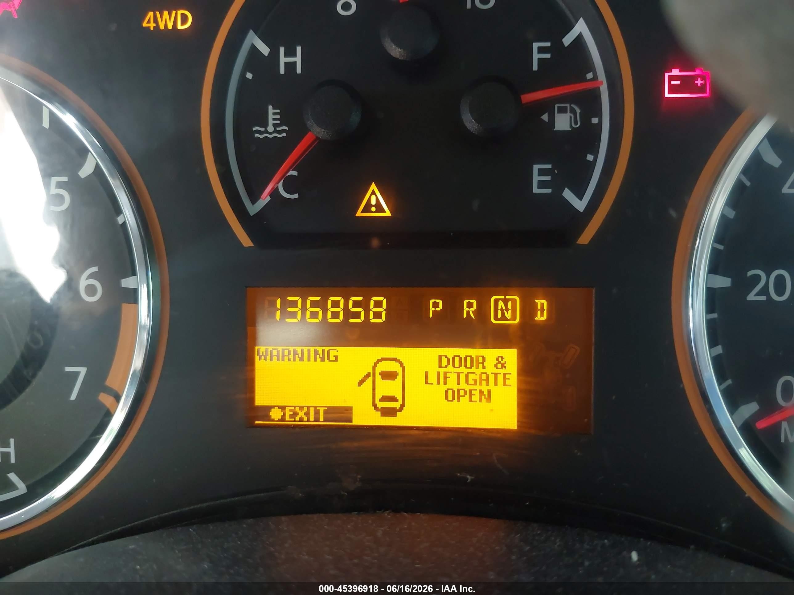 2015 Nissan Armada Platinum White vin: 5N1BA0NCXFN621486