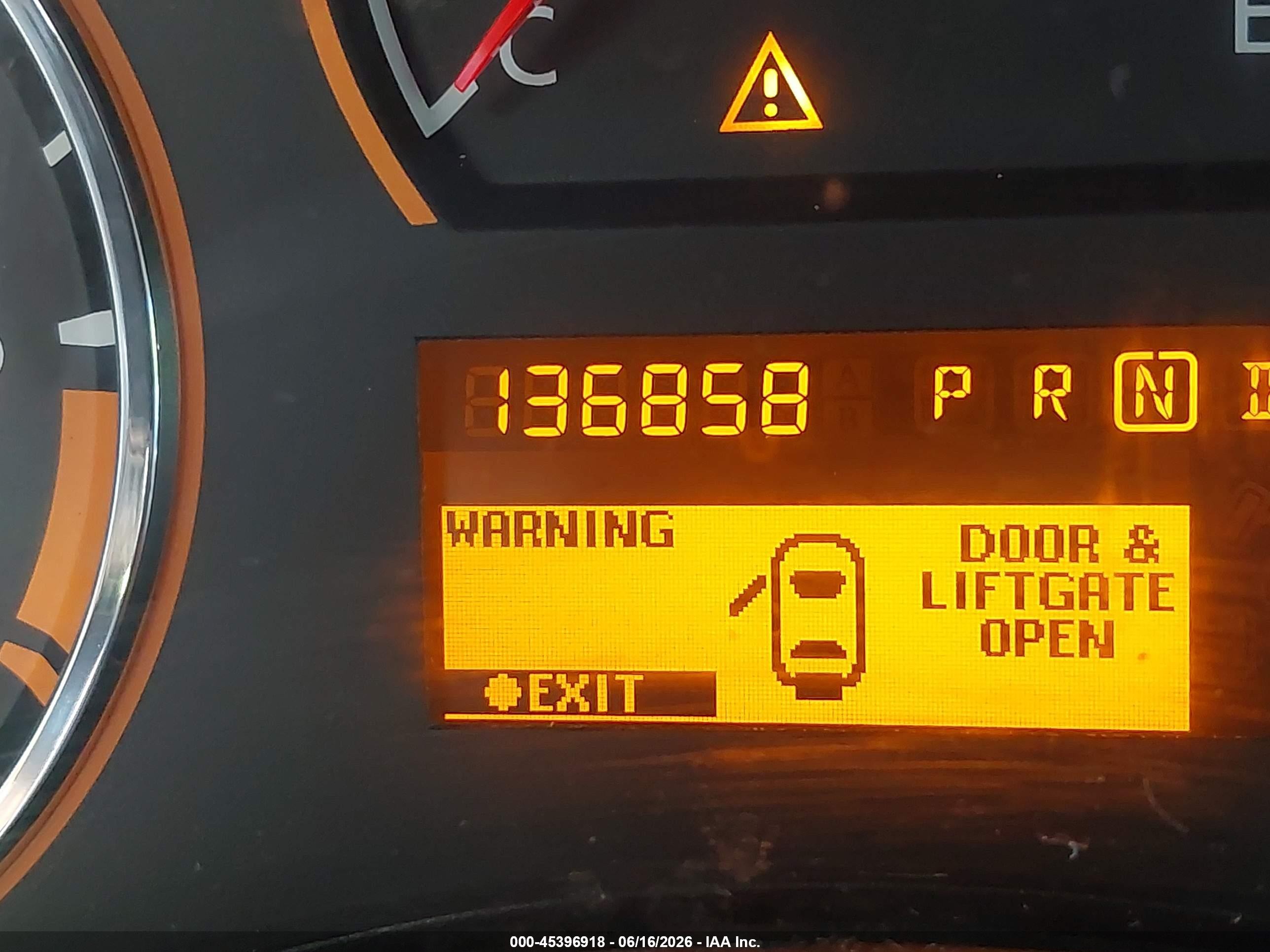 2015 Nissan Armada Platinum White vin: 5N1BA0NCXFN621486