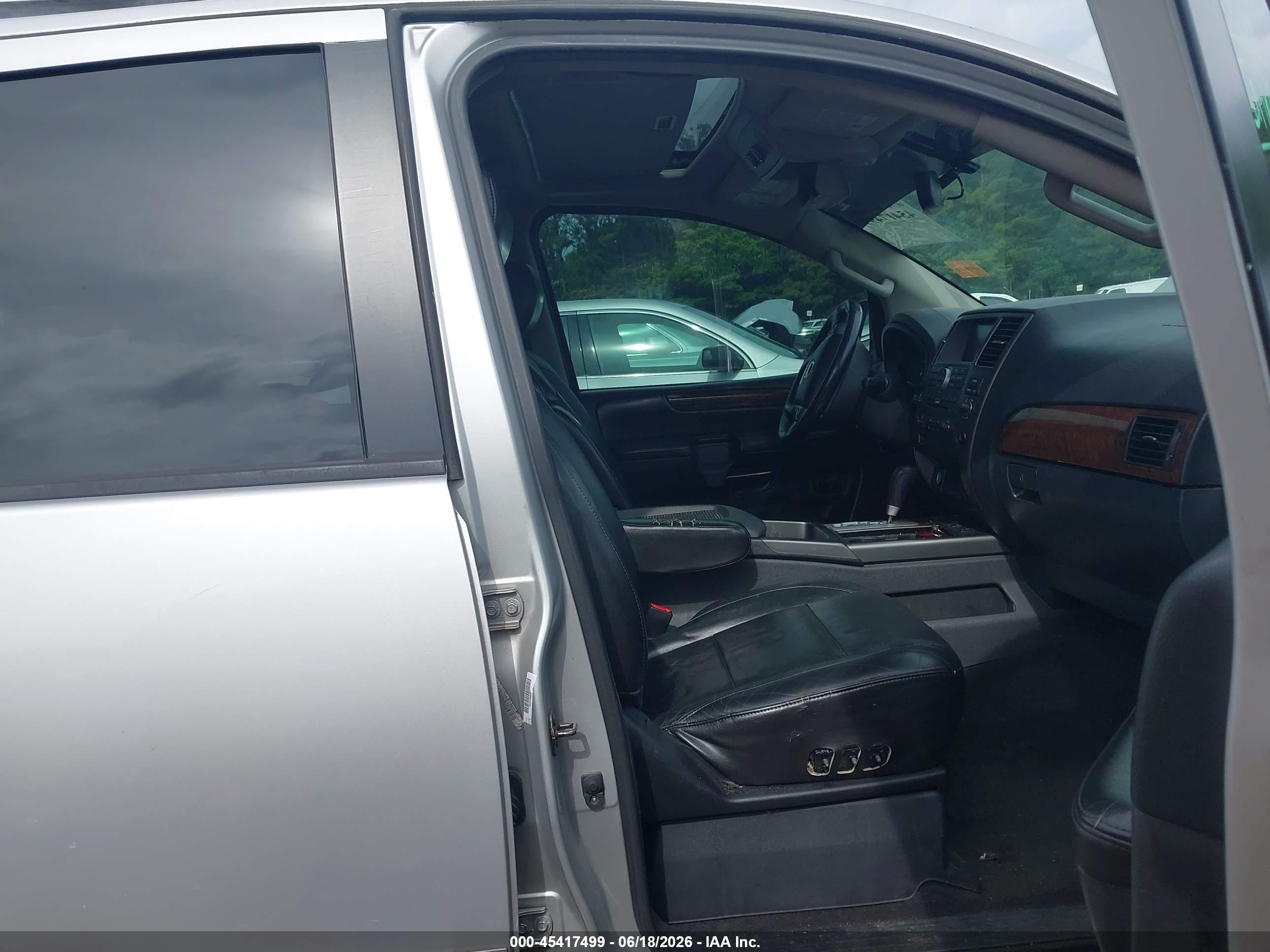 2013 Nissan Armada Sl Silver vin: 5N1BA0ND0DN600880