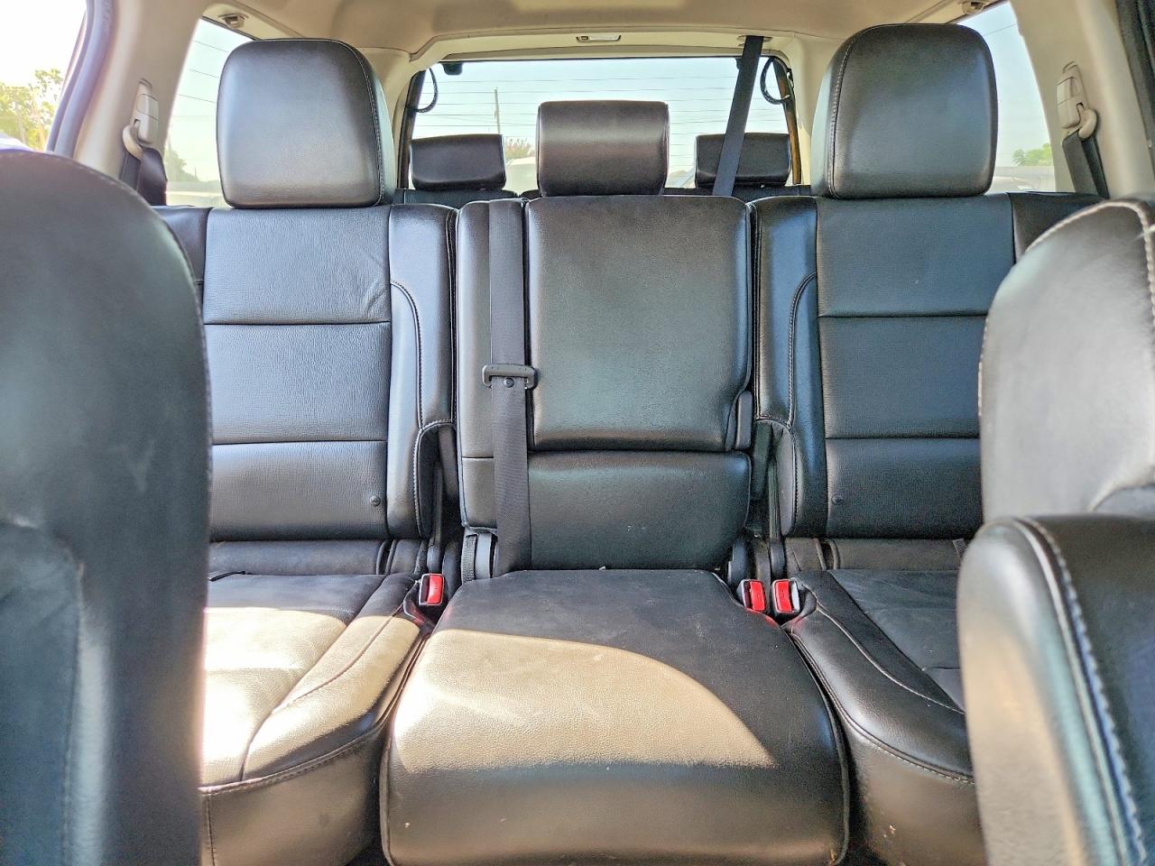 2013 Nissan Armada Sv Серый vin: 5N1BA0ND0DN606386