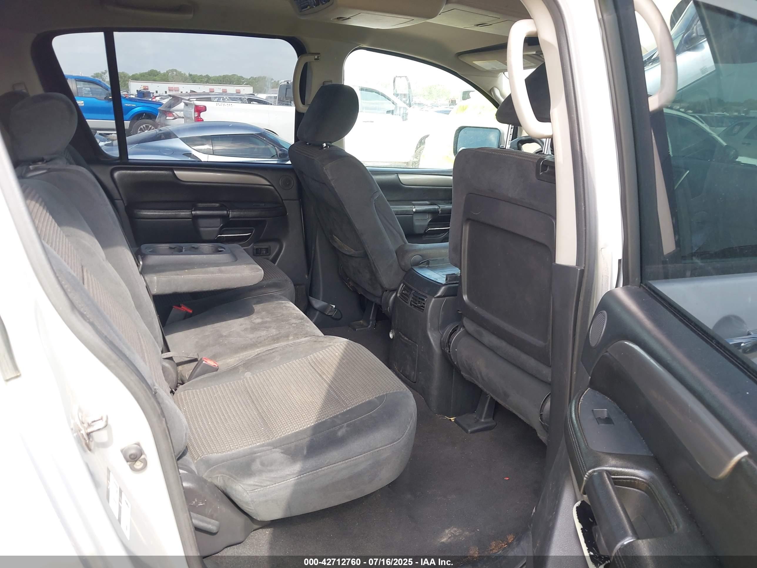 2010 Nissan Armada Se vin: 5N1BA0ND1AN617263