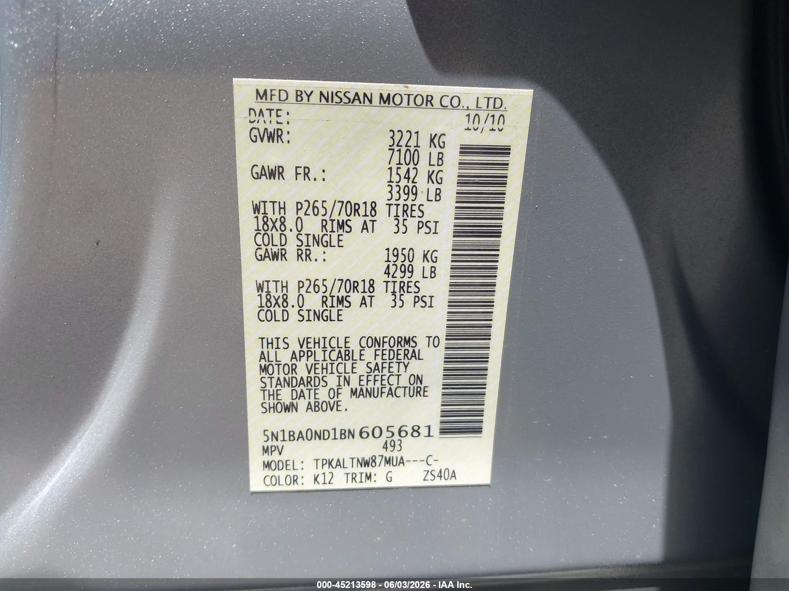 2011 Nissan Armada Sv Silver vin: 5N1BA0ND1BN605681