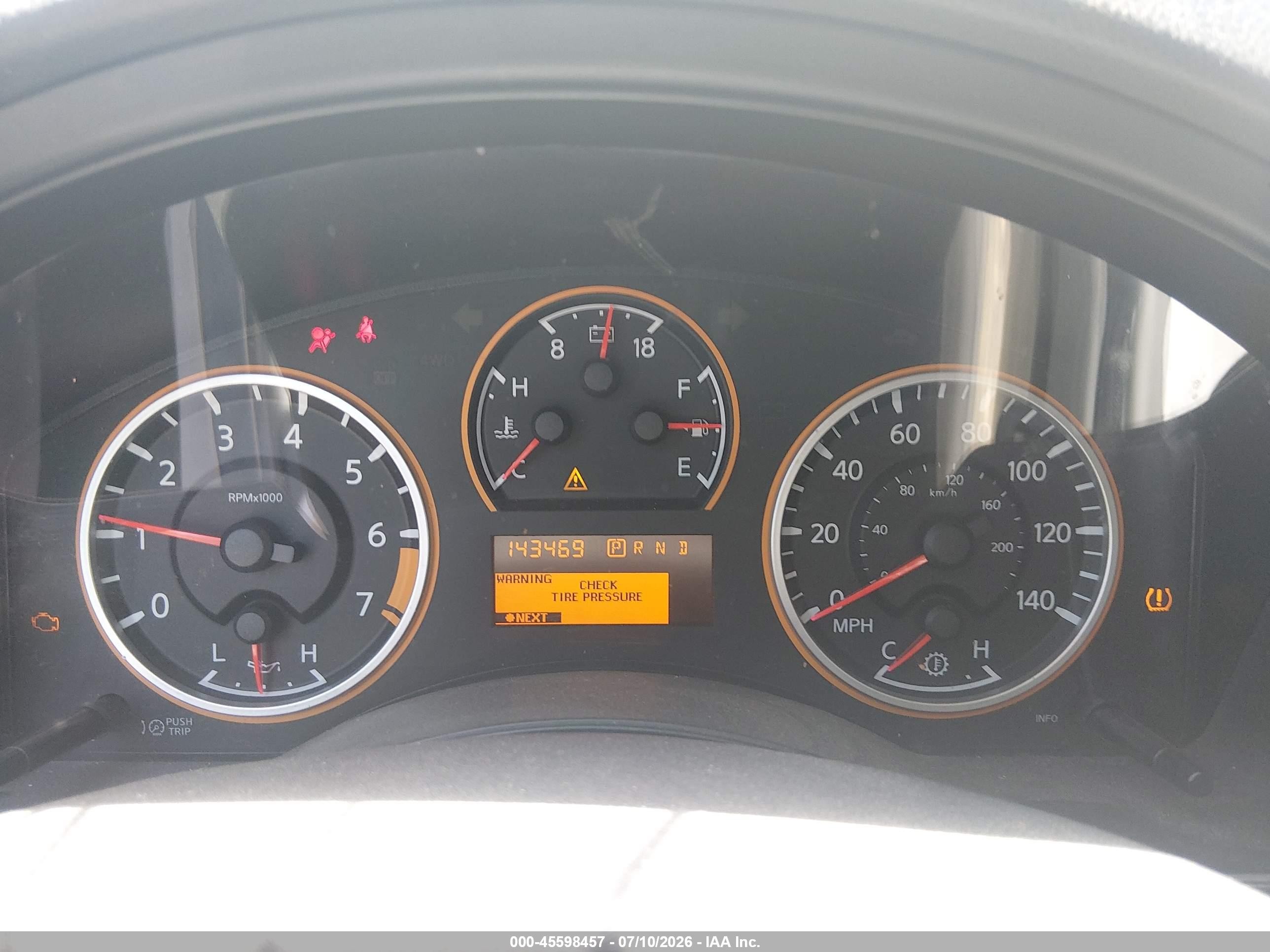 2013 Nissan Armada Sv Gray vin: 5N1BA0ND1DN612973