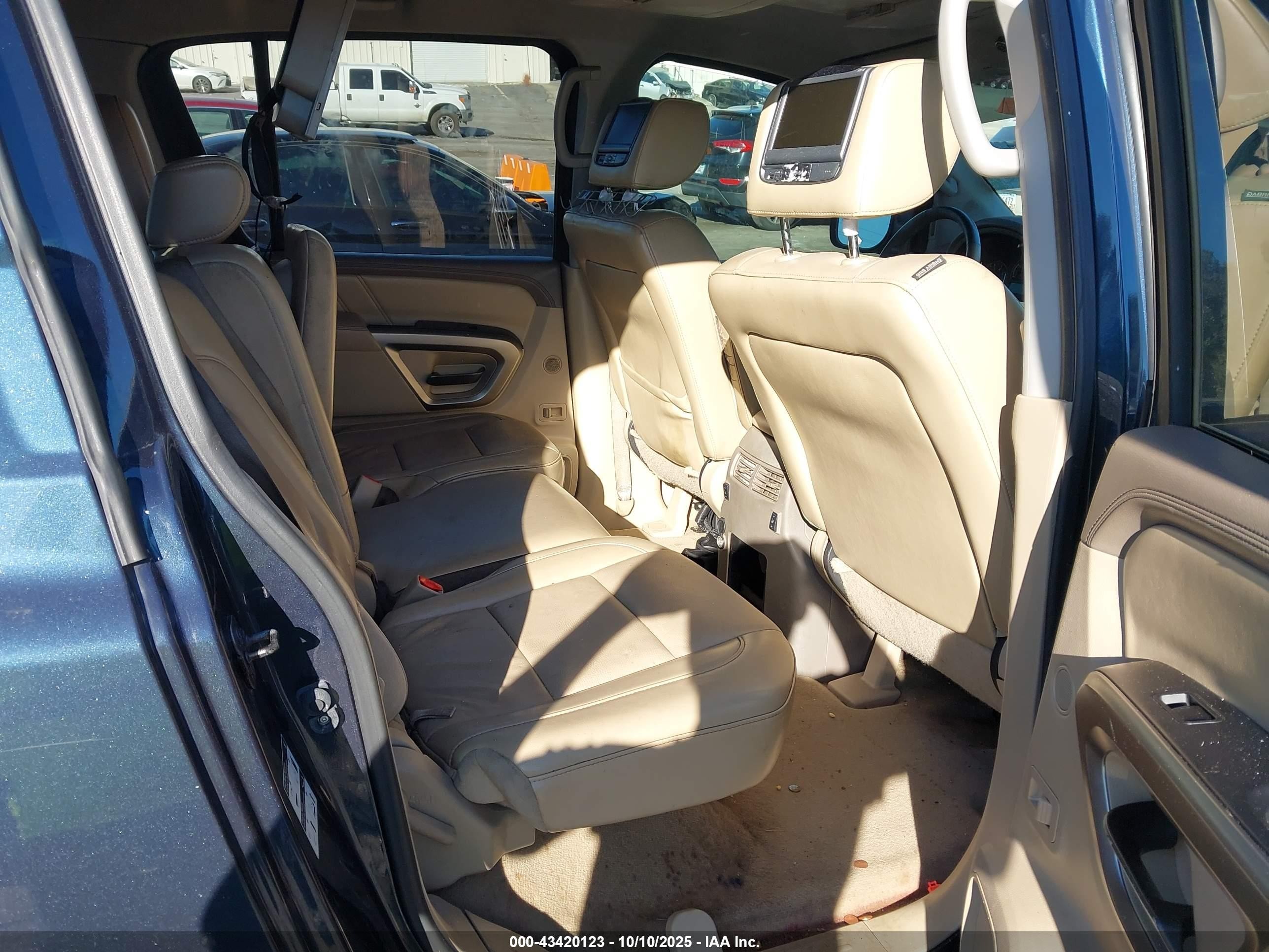 2015 Nissan Armada Platinum Blue vin: 5N1BA0ND1FN617111
