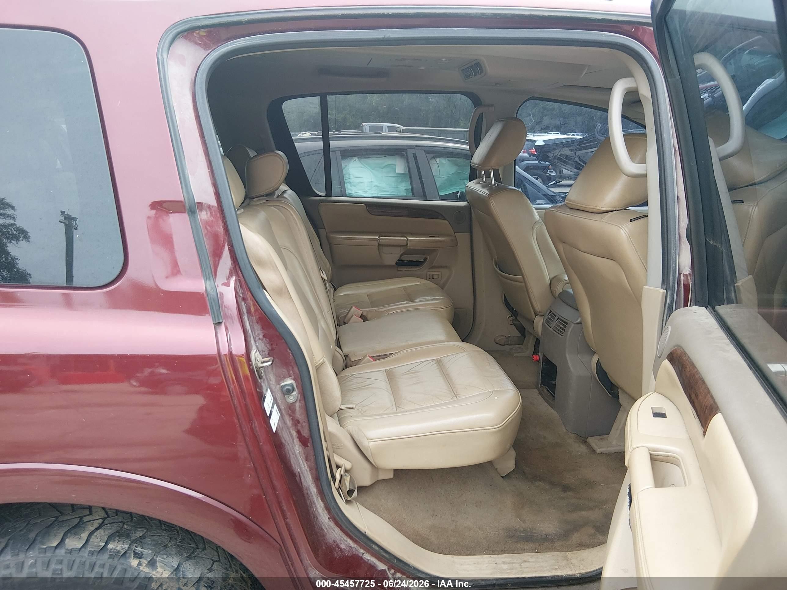 2011 Nissan Armada Platinum Burgundy vin: 5N1BA0ND2BN606418