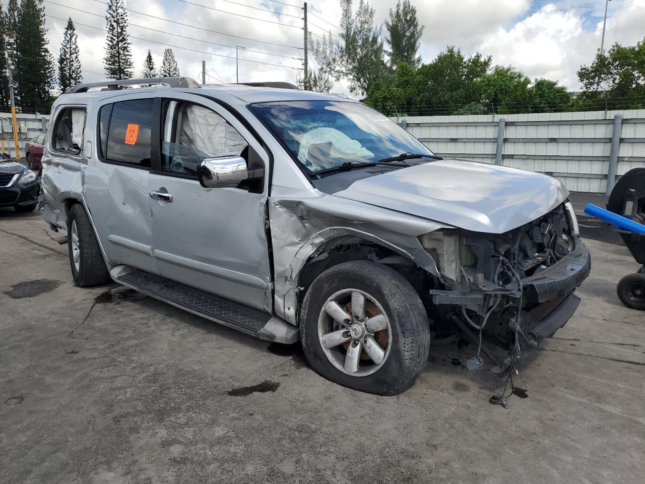 2011 Nissan Armada Sv Silver vin: 5N1BA0ND2BN607360