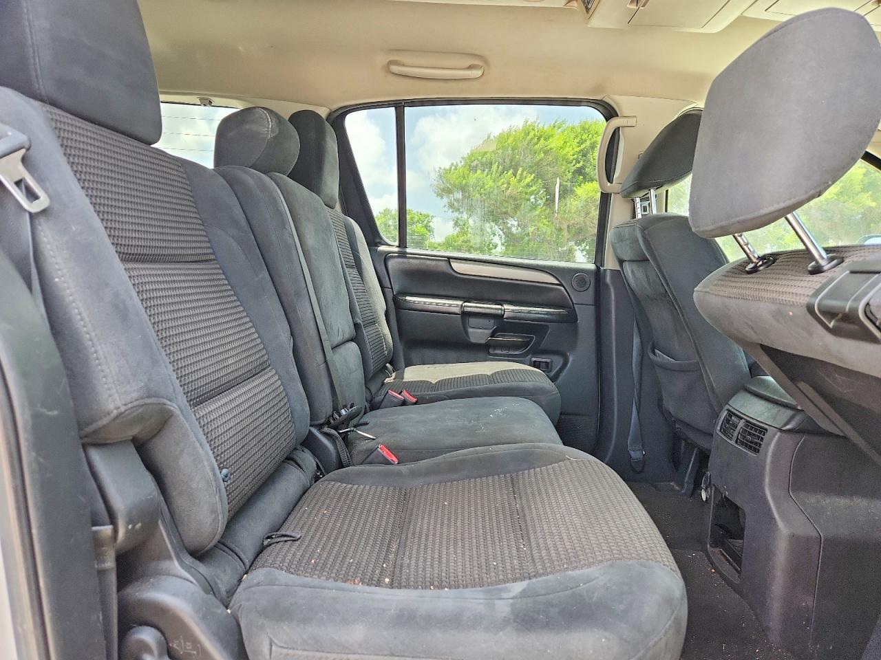 2012 Nissan Armada Sv Silver vin: 5N1BA0ND2CN614276