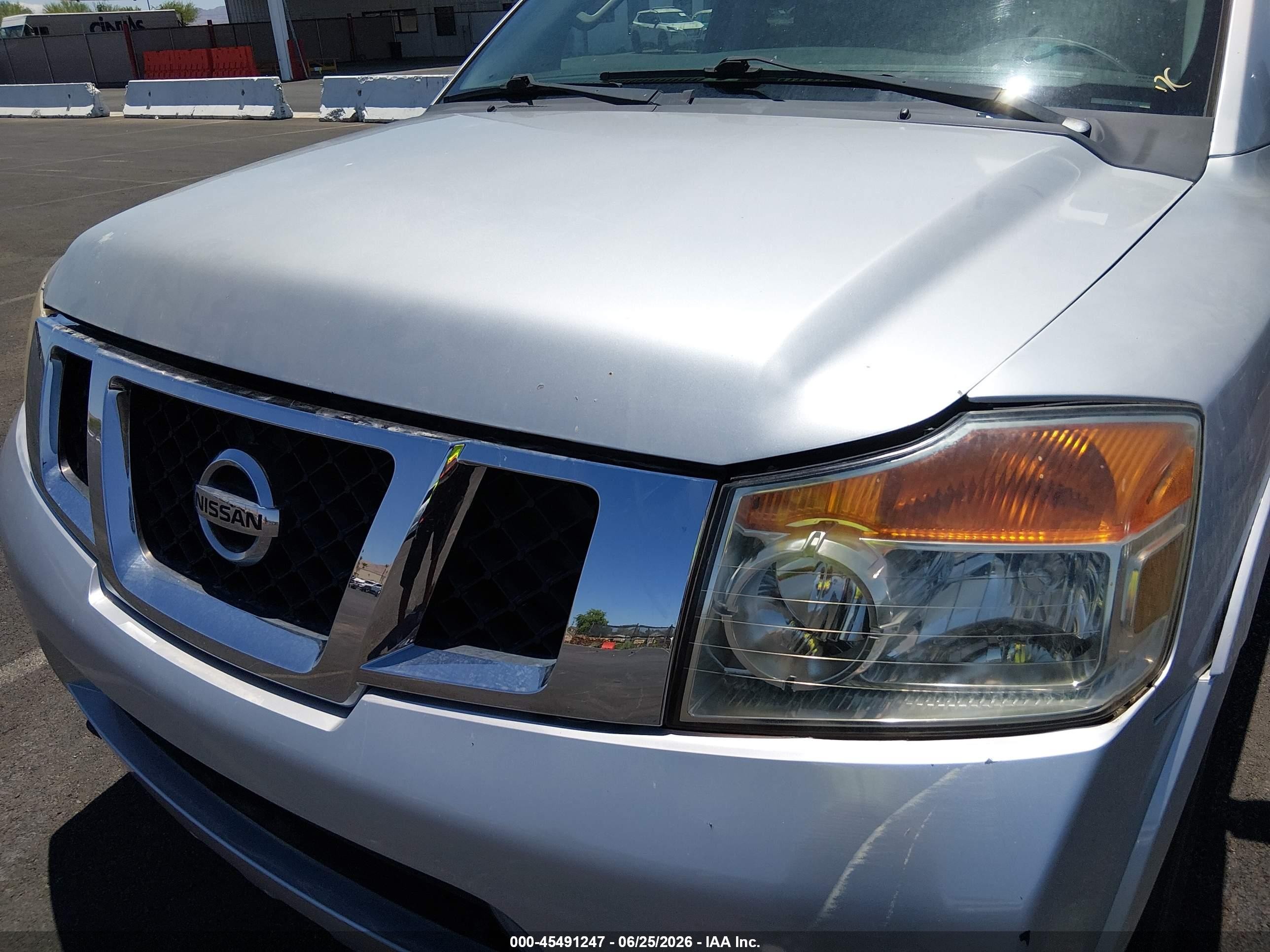 2013 Nissan Armada Sl Серебряный vin: 5N1BA0ND2DN602307