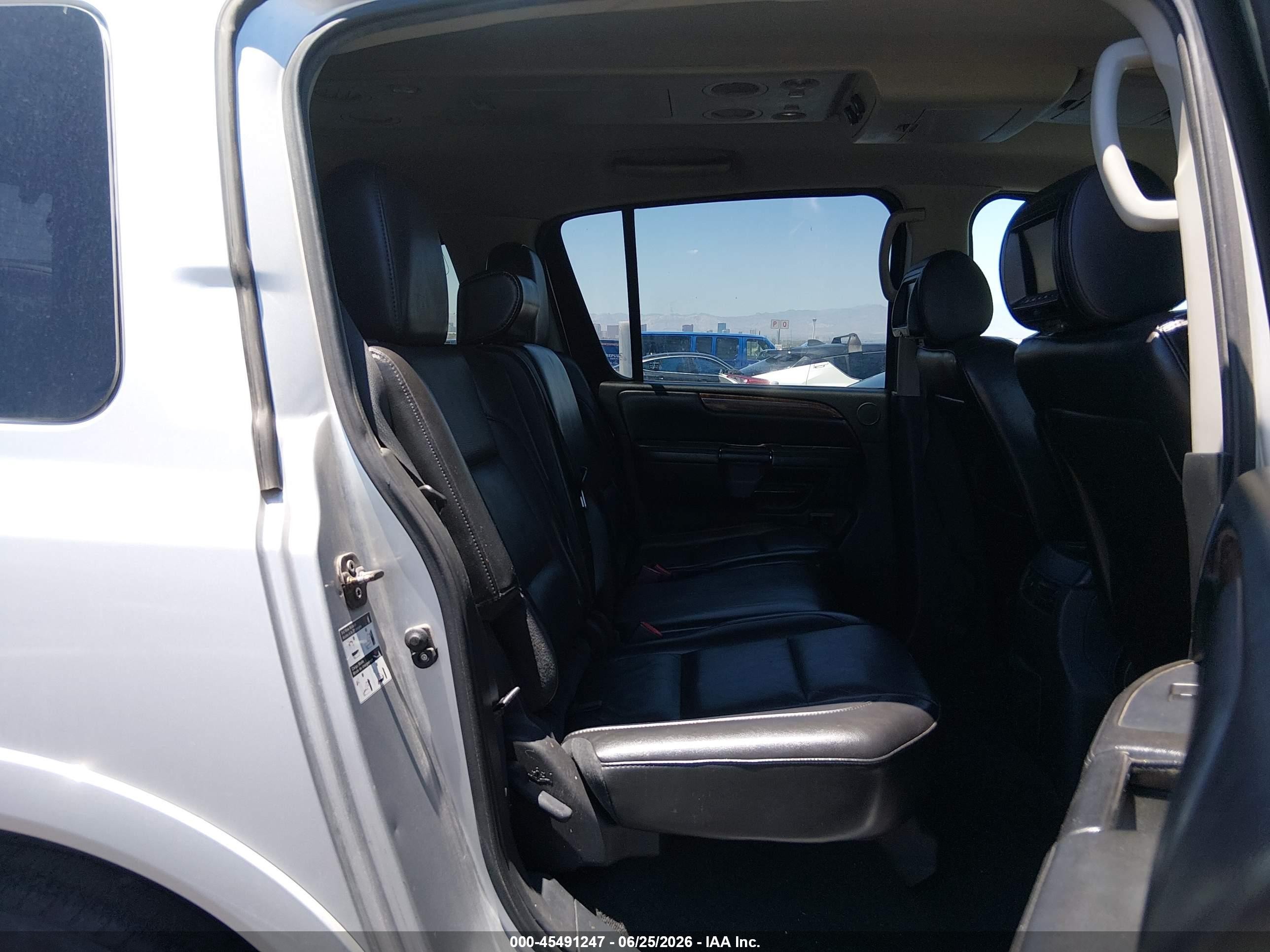 2013 Nissan Armada Sl Серебряный vin: 5N1BA0ND2DN602307