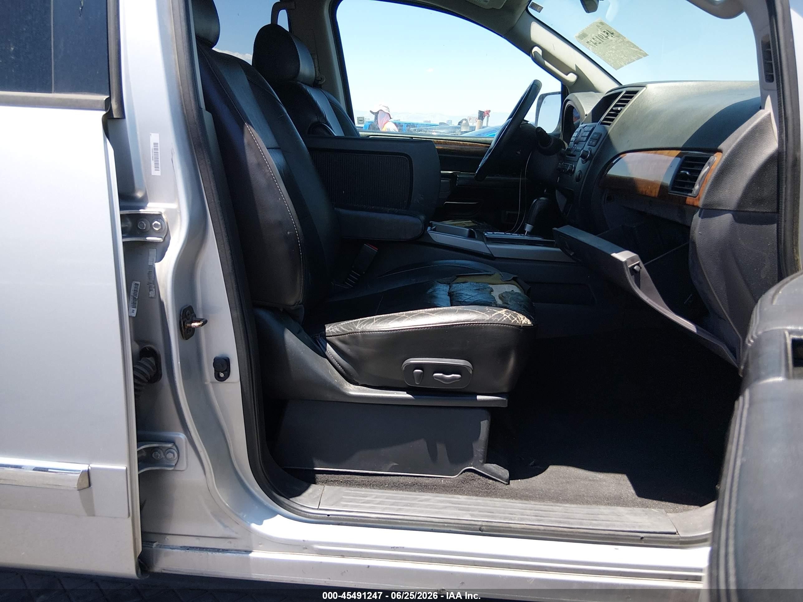 2013 Nissan Armada Sl Серебряный vin: 5N1BA0ND2DN602307