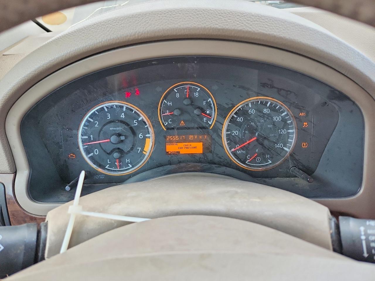 2013 Nissan Armada Sv Brown vin: 5N1BA0ND2DN615008