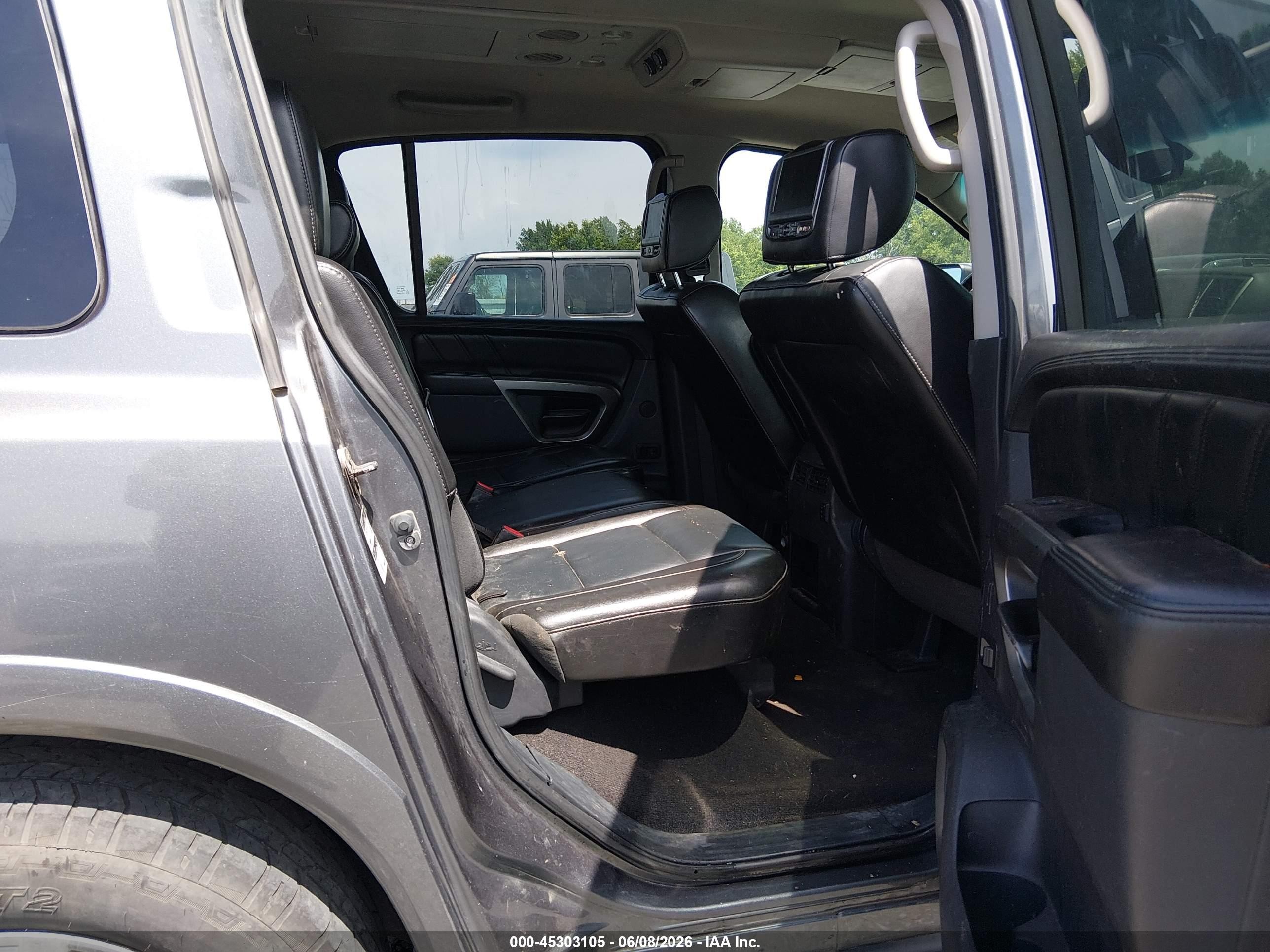 2015 Nissan Armada Platinum Gray vin: 5N1BA0ND2FN617067