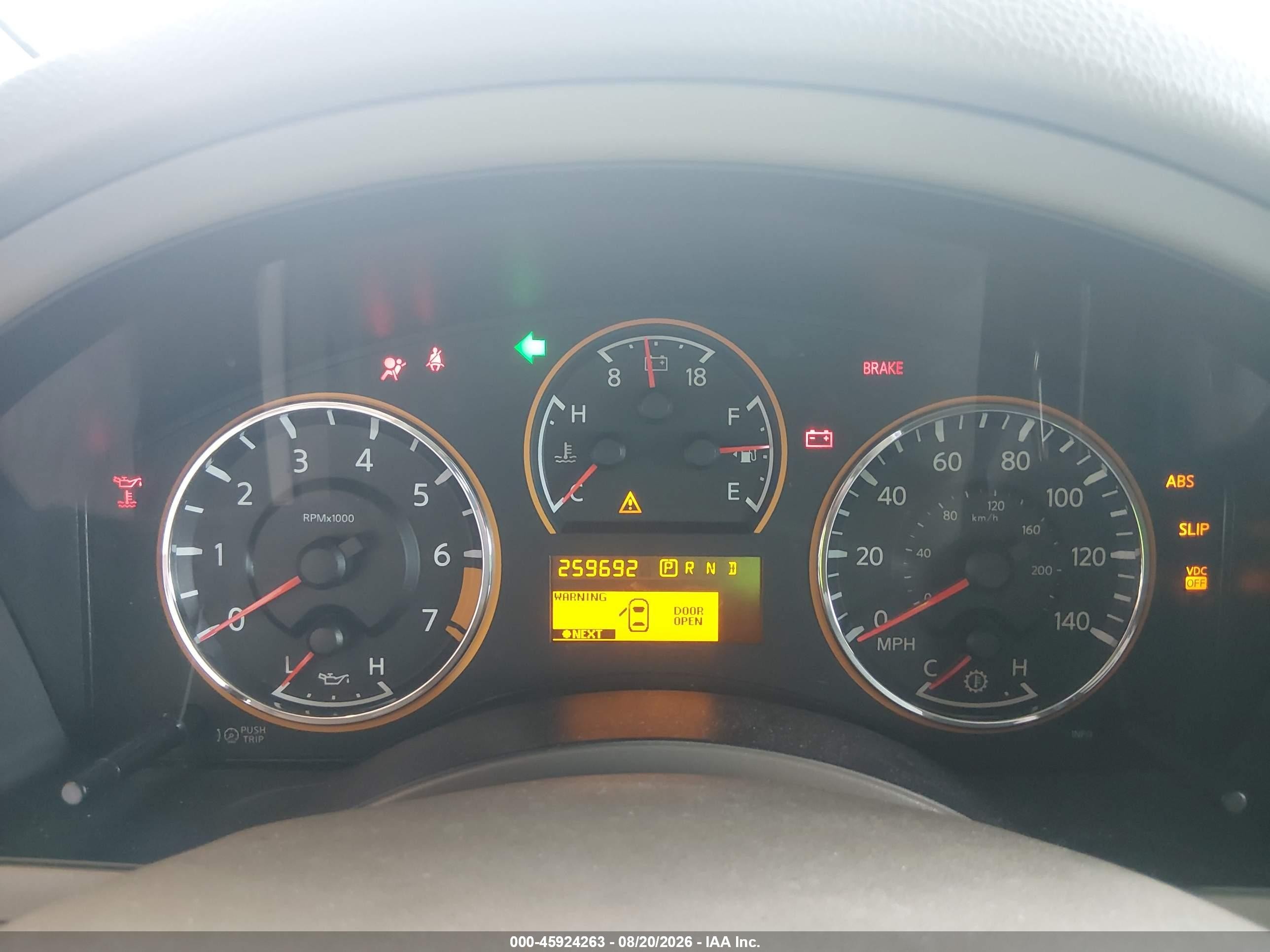 2011 Nissan Armada Platinum White vin: 5N1BA0ND3BN619615