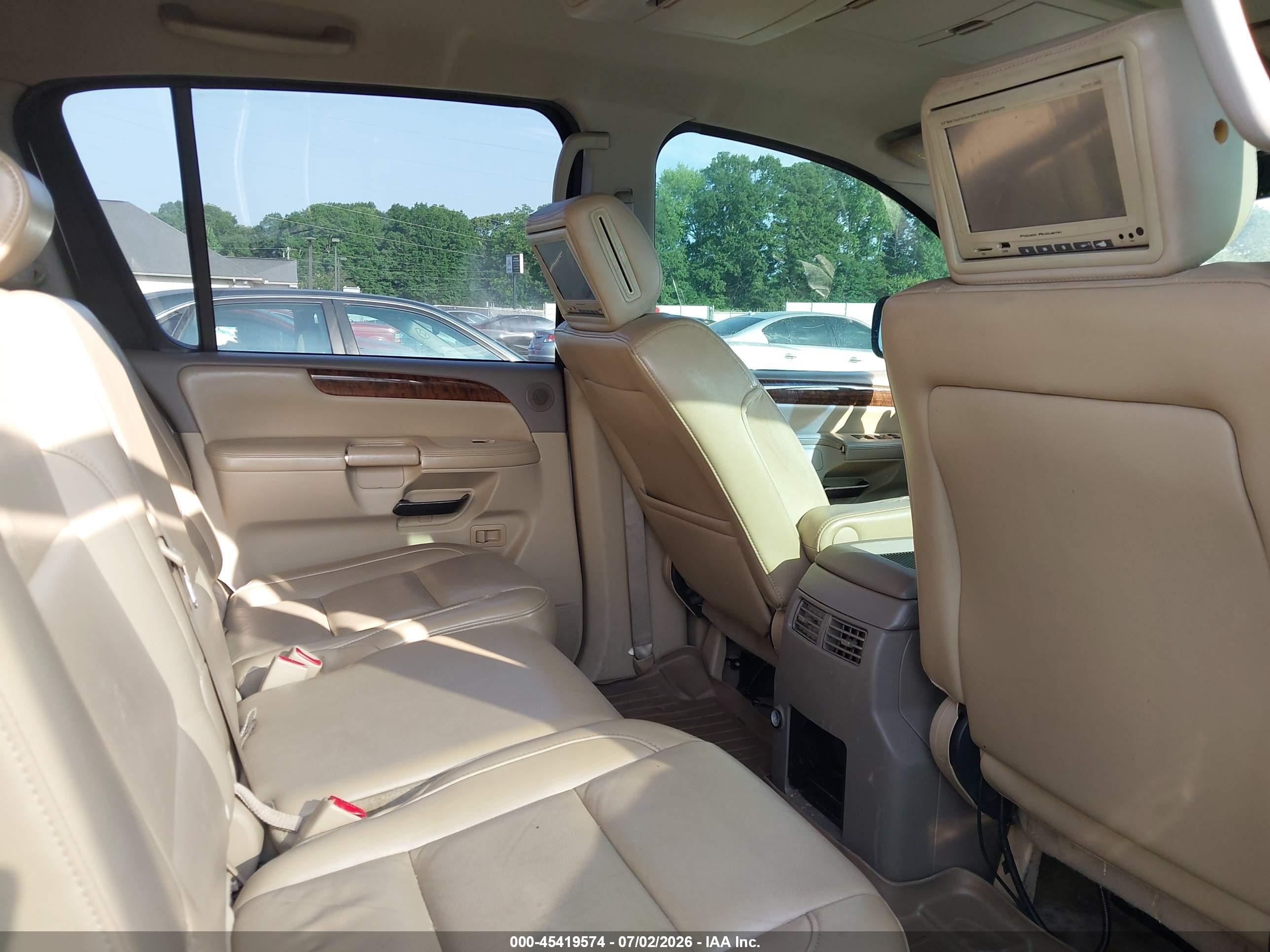 2011 Nissan Armada Sl White vin: 5N1BA0ND3BN623888