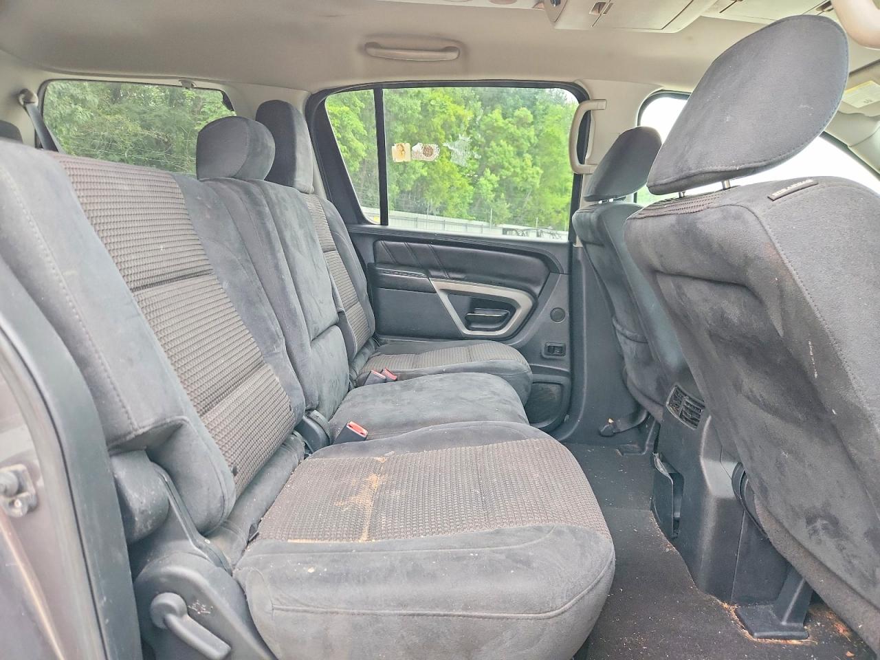 2015 Nissan Armada Sv Серый vin: 5N1BA0ND3FN601590