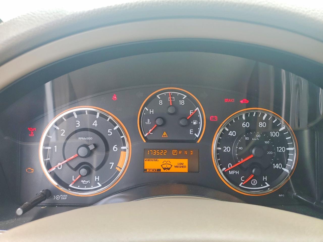 2015 Nissan Armada Platinum White vin: 5N1BA0ND3FN616946