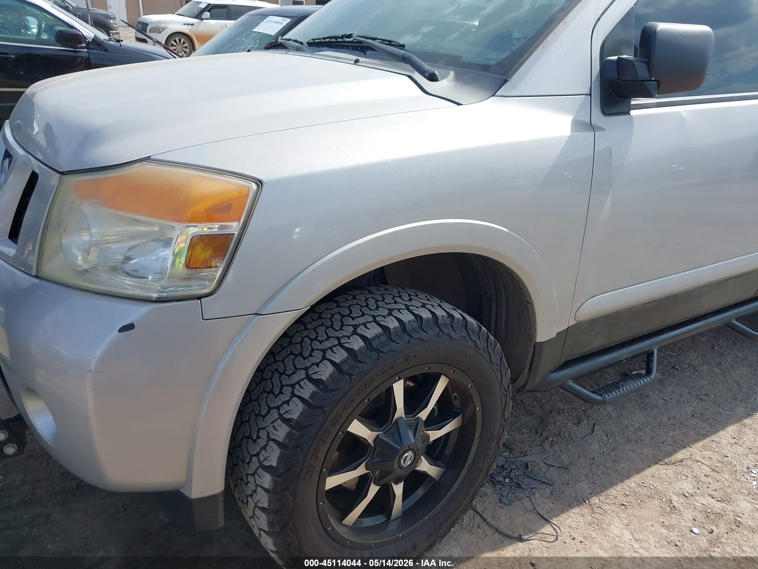 2010 Nissan Armada Se Silver vin: 5N1BA0ND4AN623770