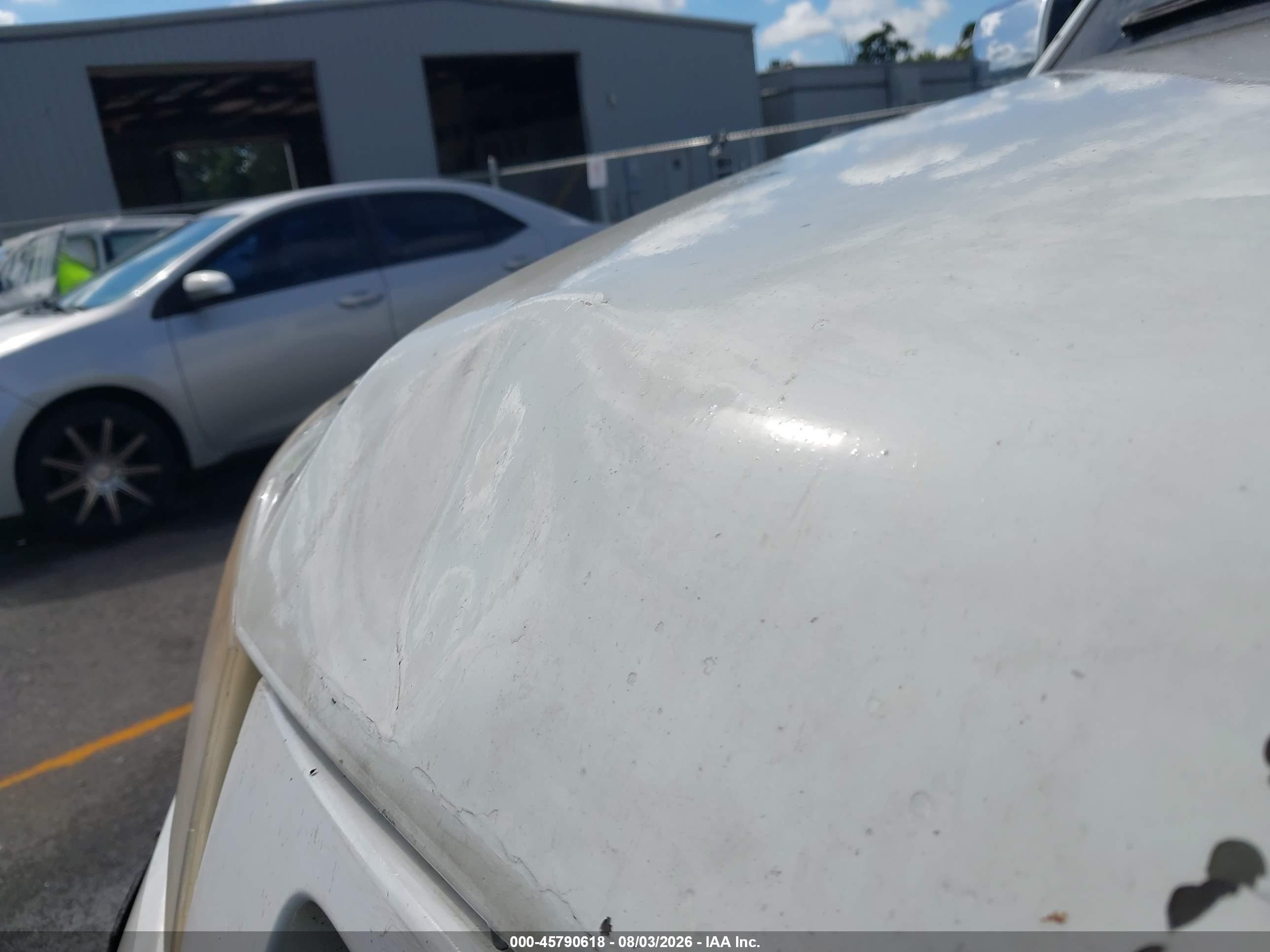2010 Nissan Armada Se White vin: 5N1BA0ND4AN623946
