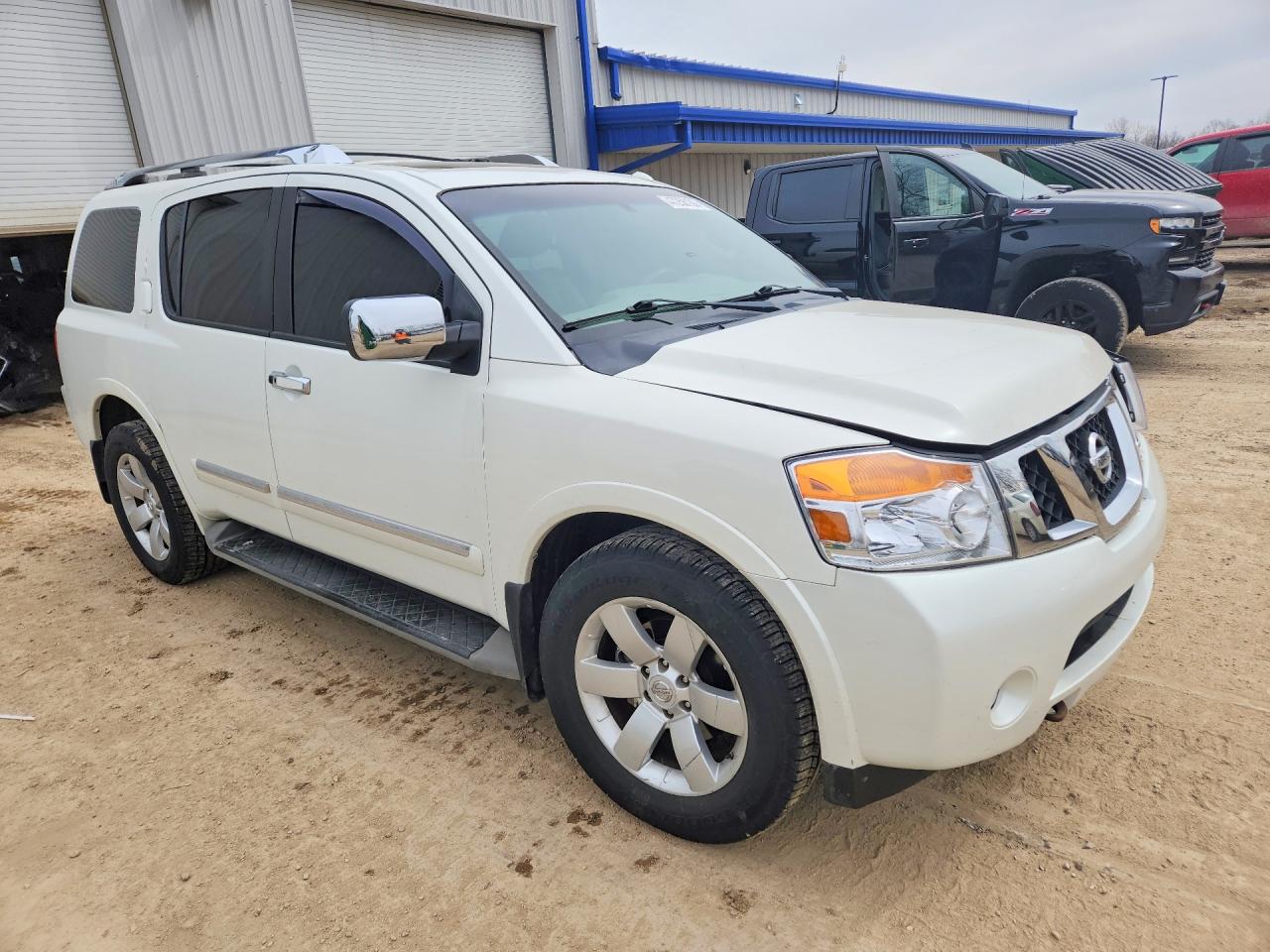 2013 Nissan Armada Sv Белый vin: 5N1BA0ND4DN603345