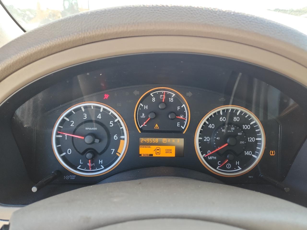 2014 Nissan Armada Sv Burgundy vin: 5N1BA0ND4EN600012
