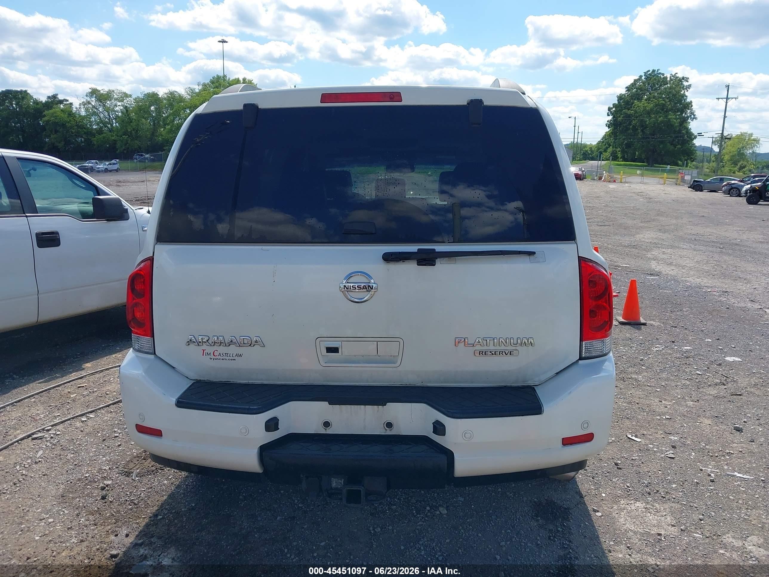 2014 Nissan Armada Platinum White vin: 5N1BA0ND5EN600844