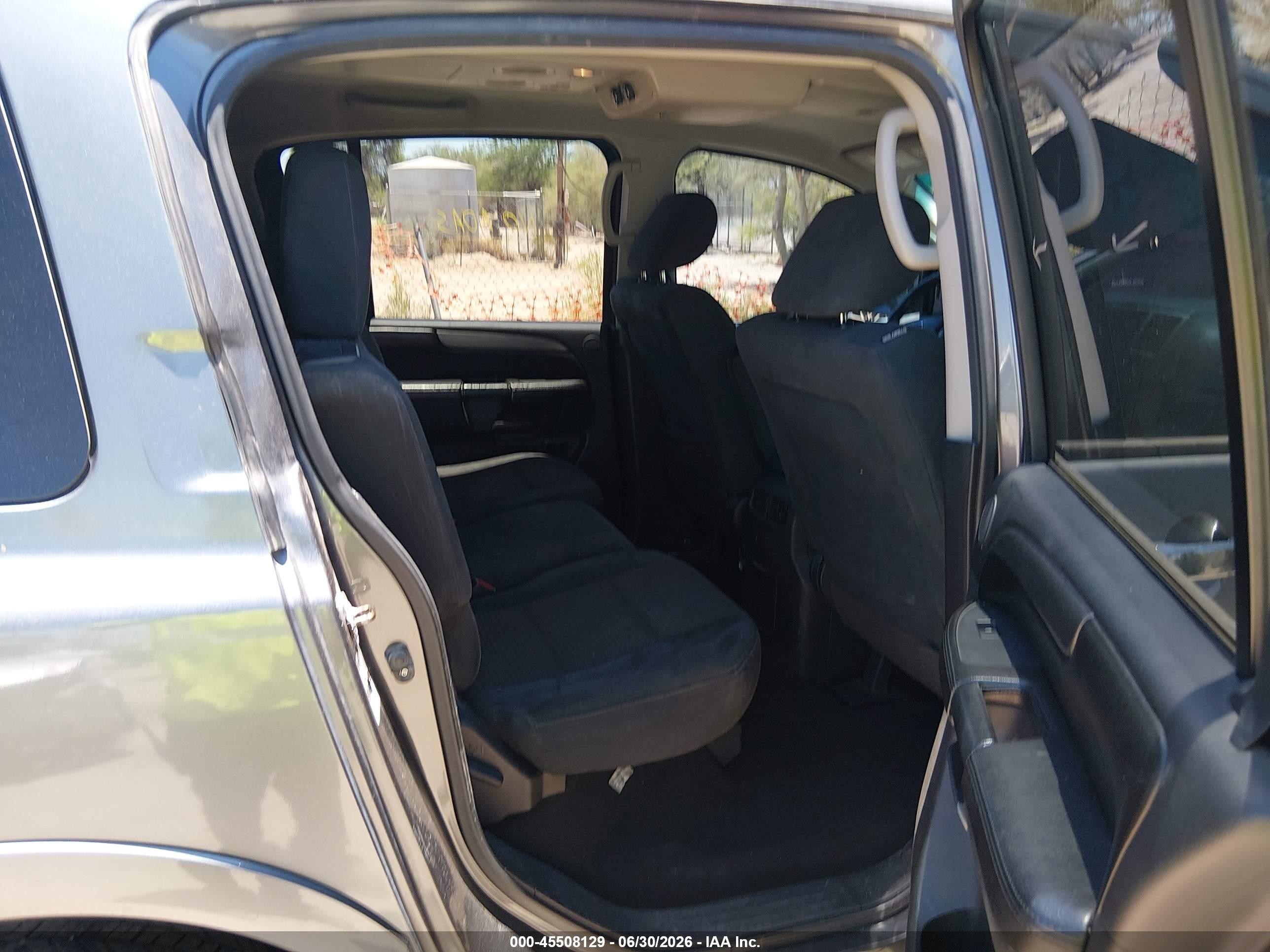 2014 Nissan Armada Sv Gray vin: 5N1BA0ND5EN611830