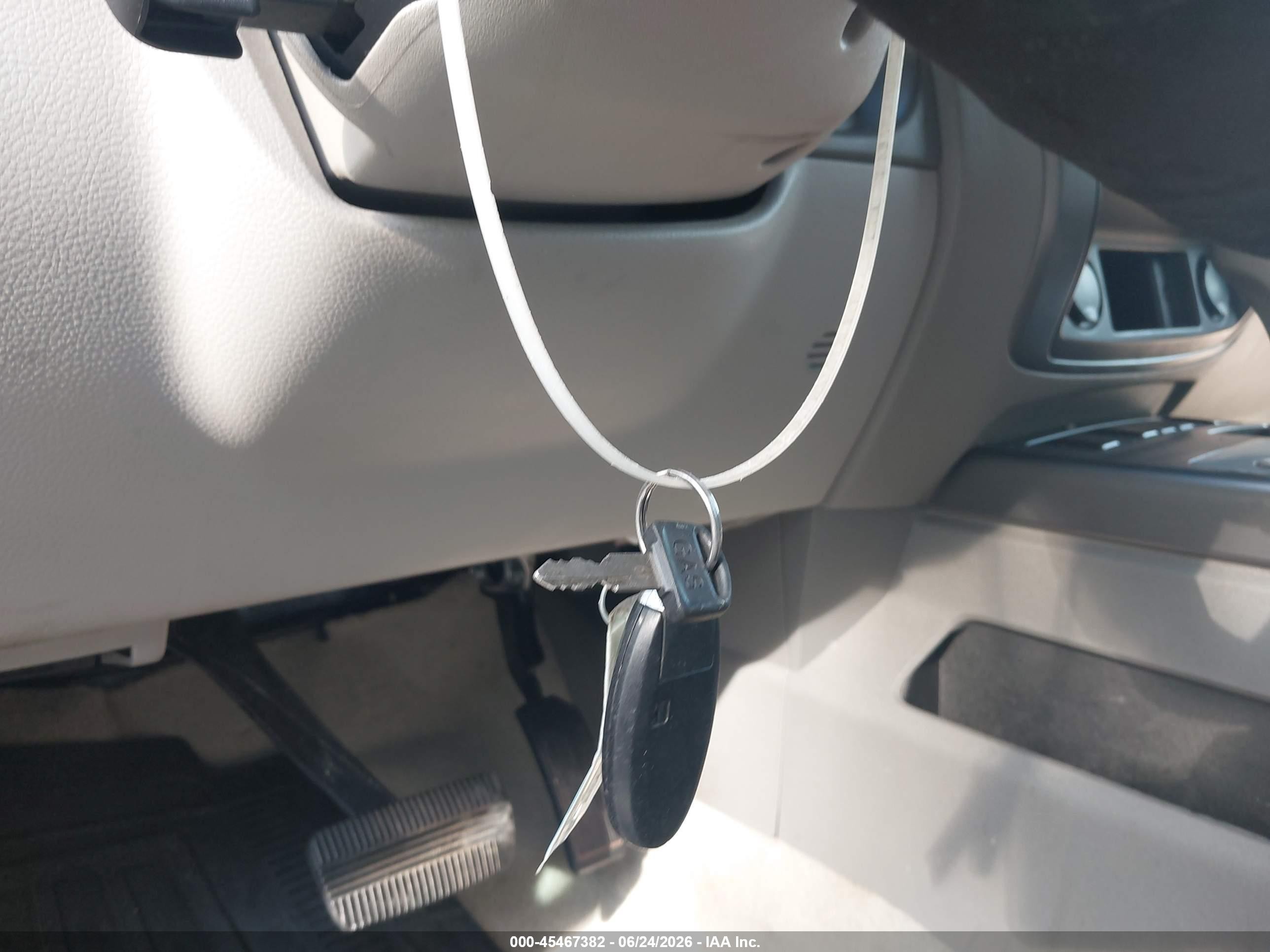 2010 Nissan Armada Titanium Бордовый vin: 5N1BA0ND6AN600409