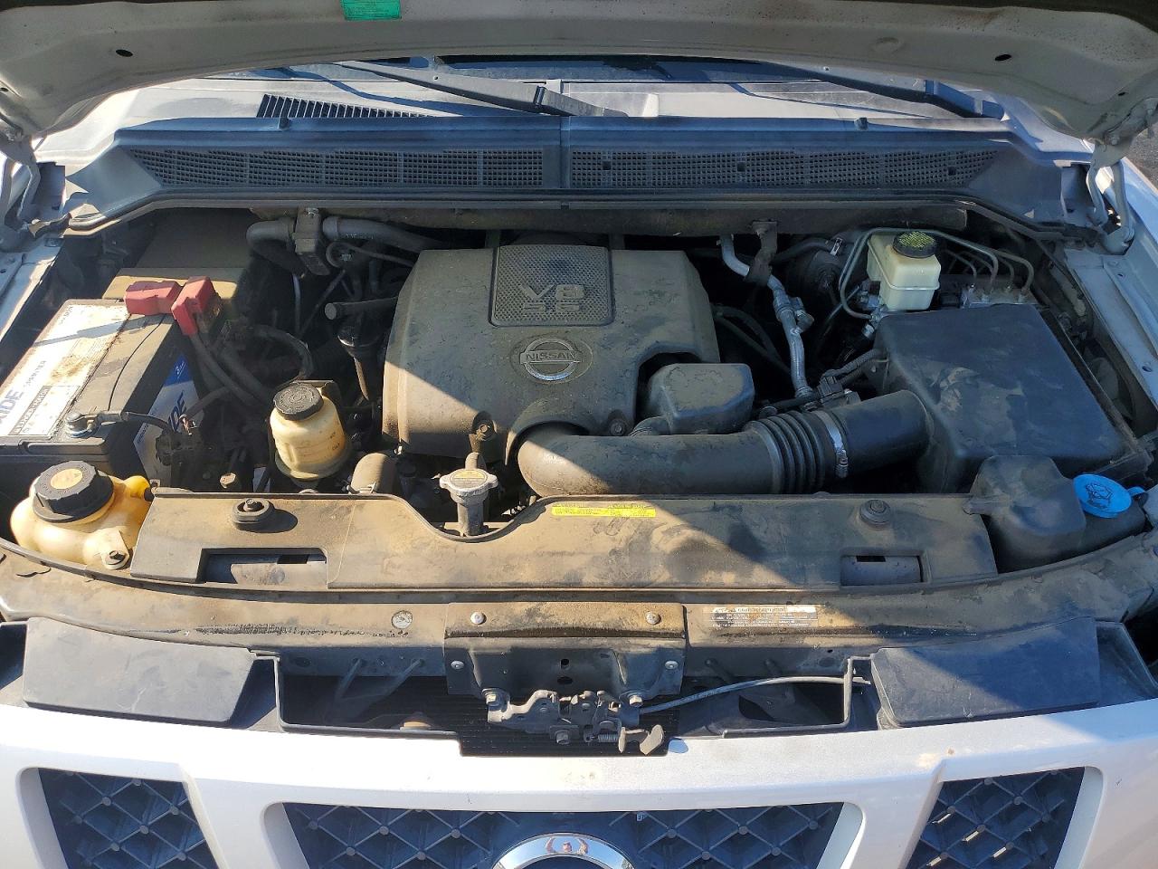2015 Nissan Armada Sv Silver vin: 5N1BA0ND7FN617632