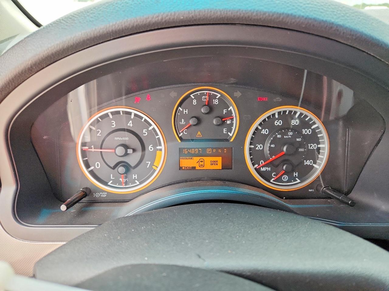 2014 Nissan Armada Sv Серый vin: 5N1BA0ND8EN610431