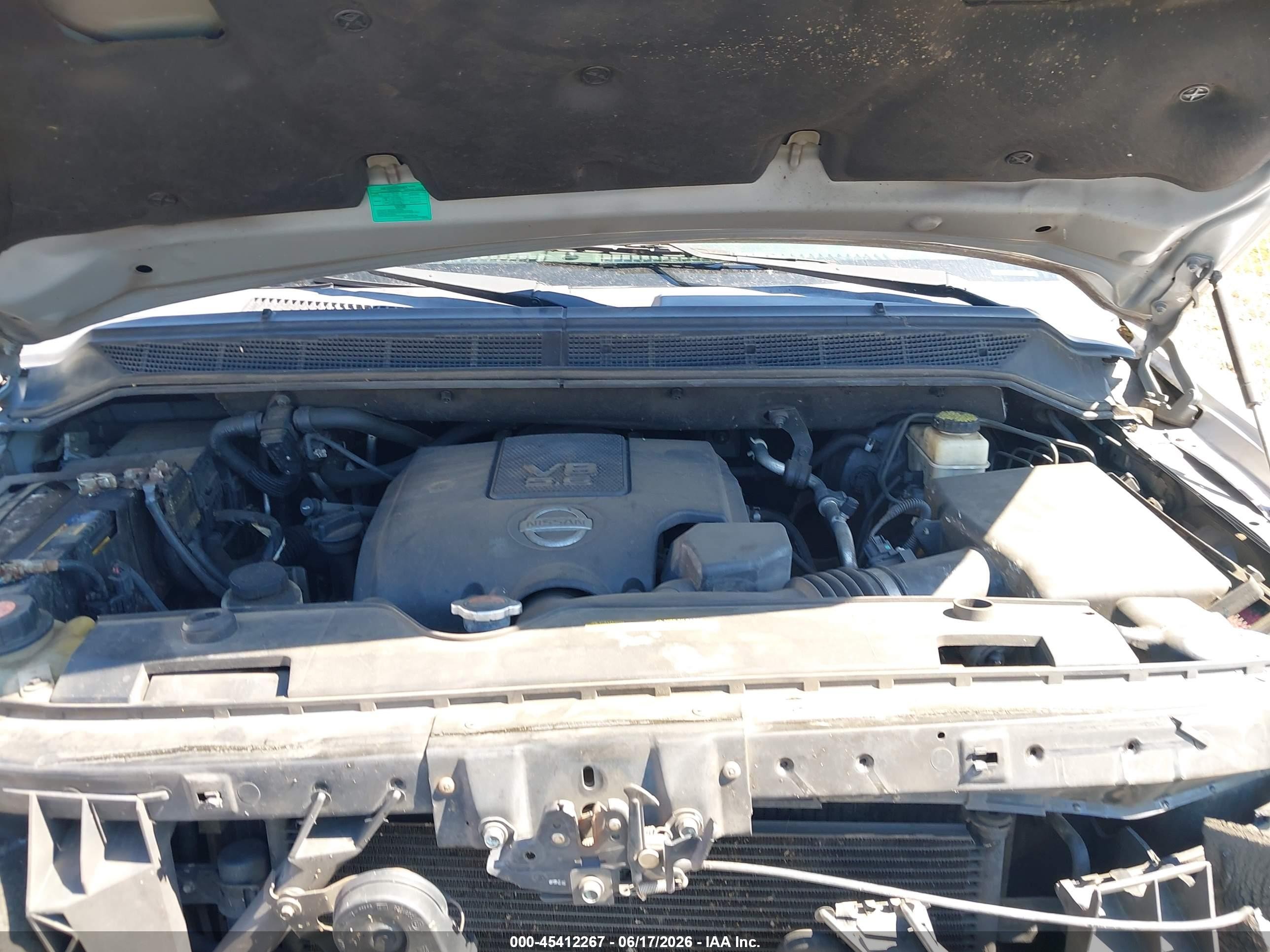 2015 Nissan Armada Sv Silver vin: 5N1BA0ND8FN605196