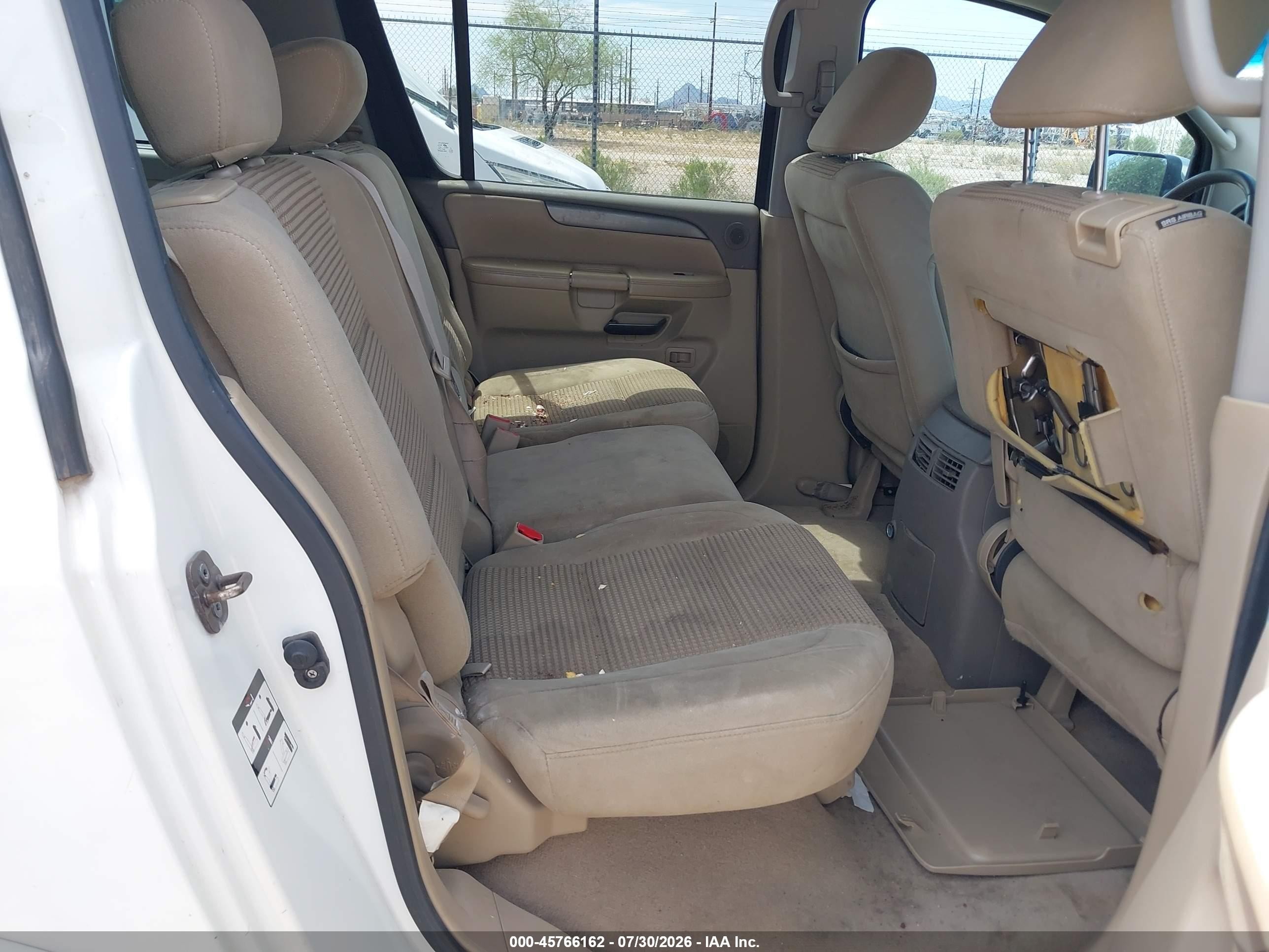 2010 Nissan Armada Se White vin: 5N1BA0ND9AN606589