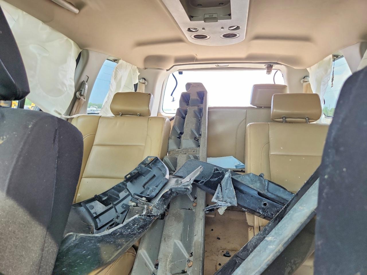 2011 Nissan Armada Sv Черный vin: 5N1BA0ND9BN605718