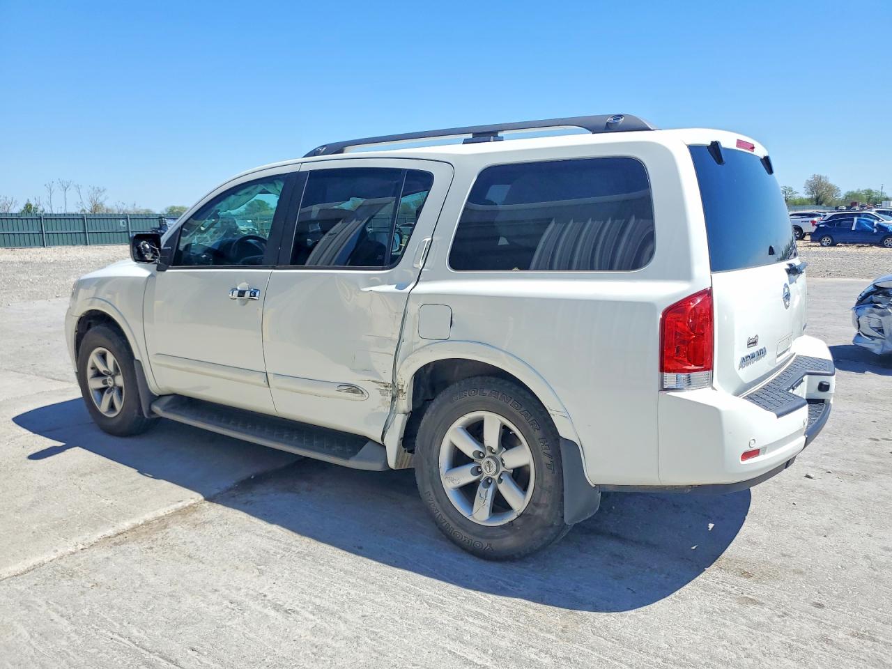 2015 Nissan Armada Sv White vin: 5N1BA0ND9FN623366