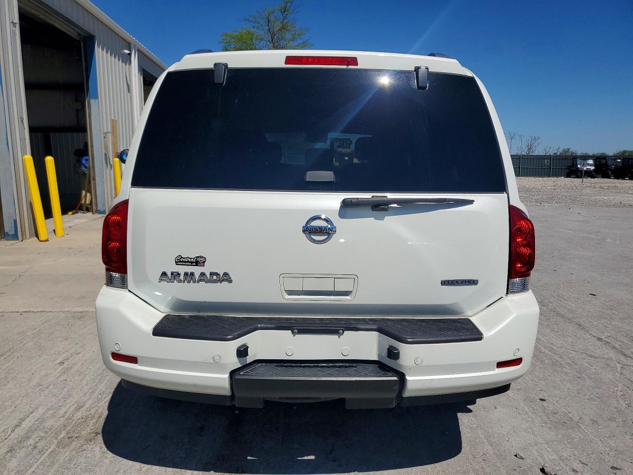 2015 Nissan Armada Sv White vin: 5N1BA0ND9FN623366