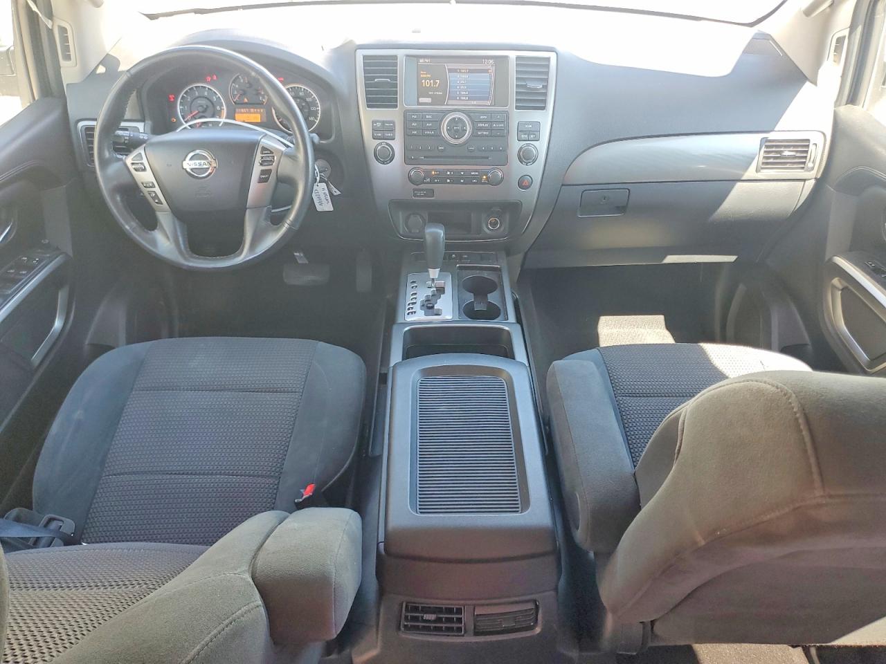 2015 Nissan Armada Sv White vin: 5N1BA0ND9FN623366