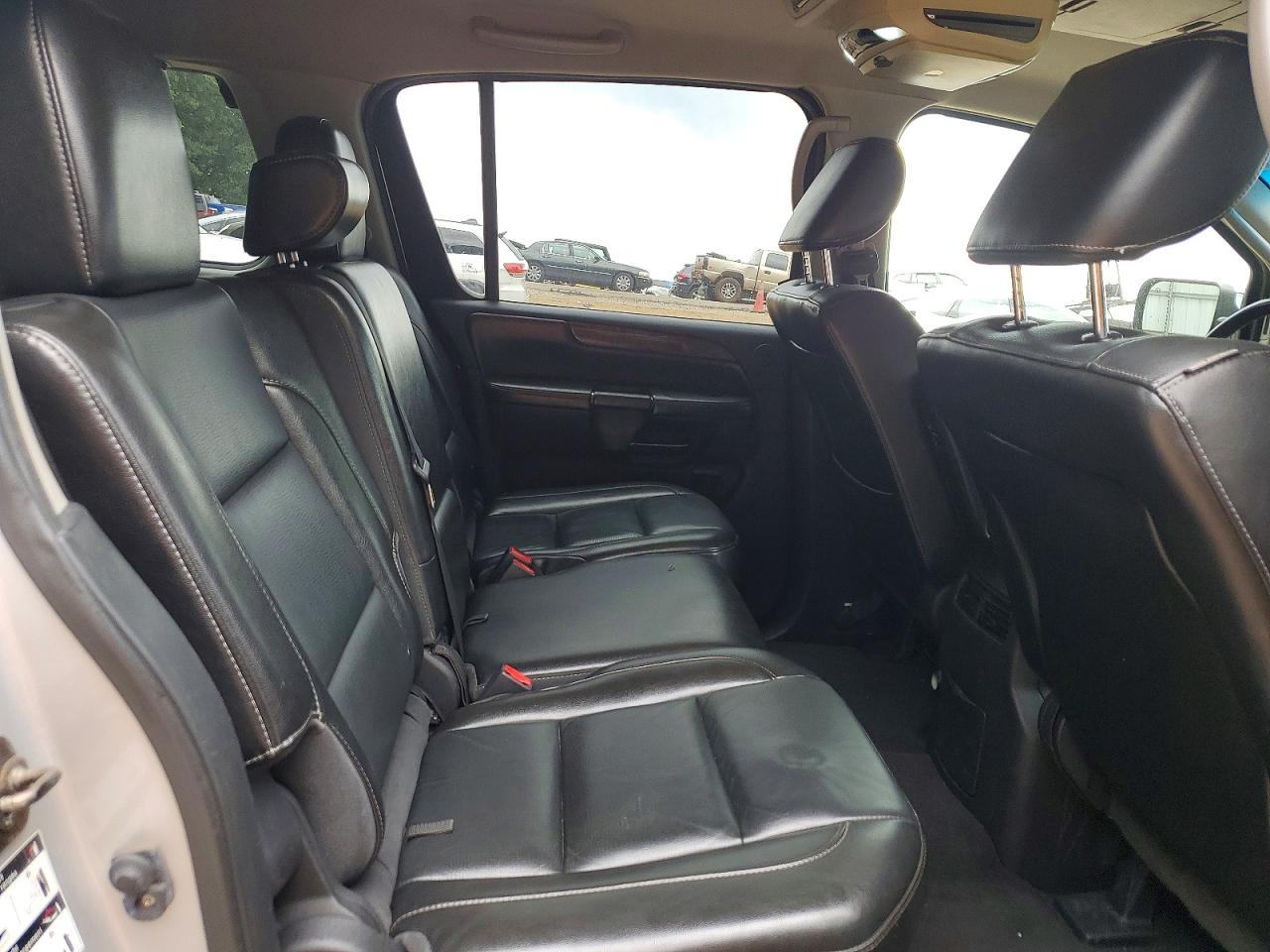 2012 Nissan Armada Sv Silver vin: 5N1BA0NDXCN604854