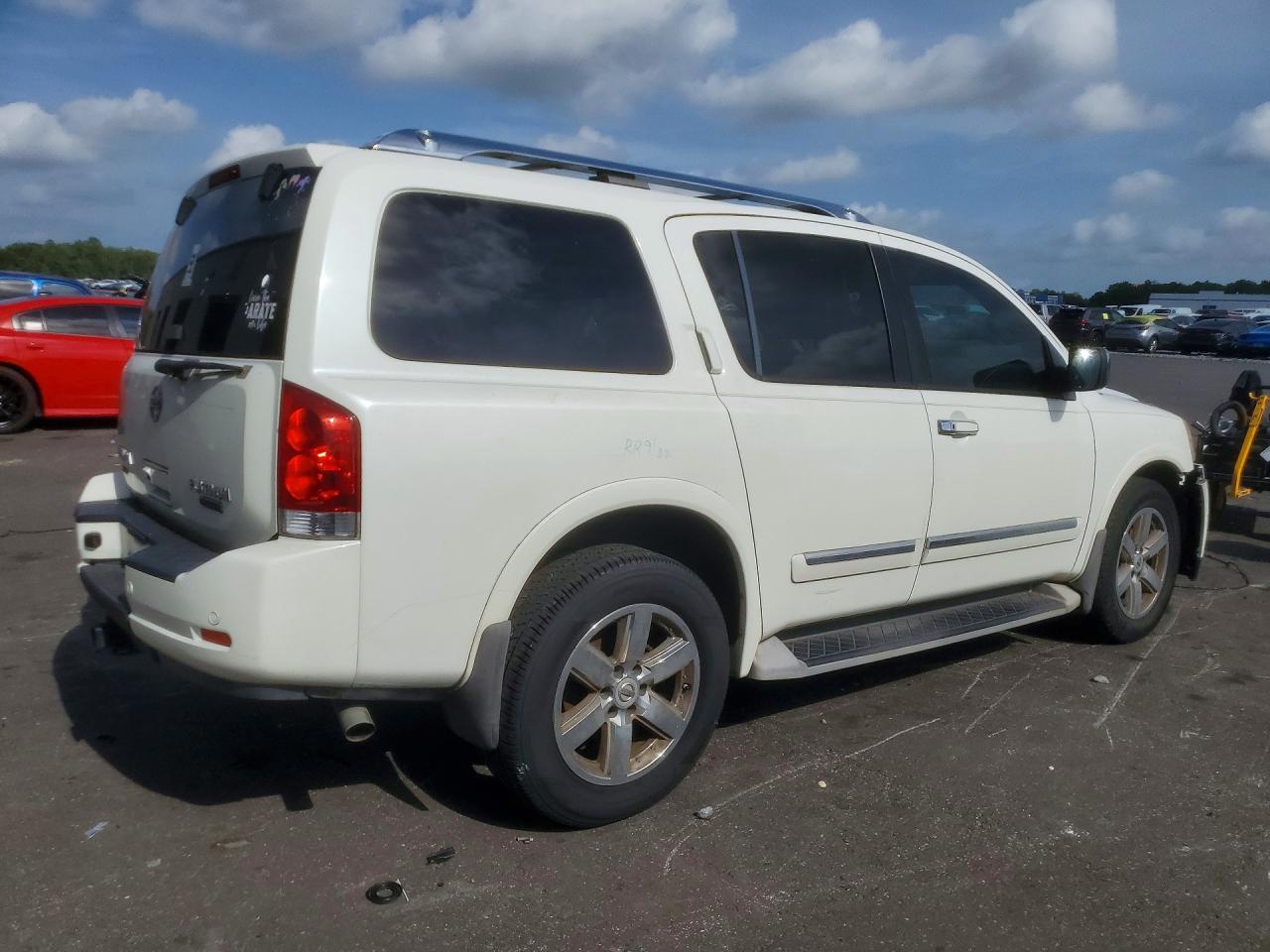 2013 Nissan Armada Sv White vin: 5N1BA0NDXDN614768
