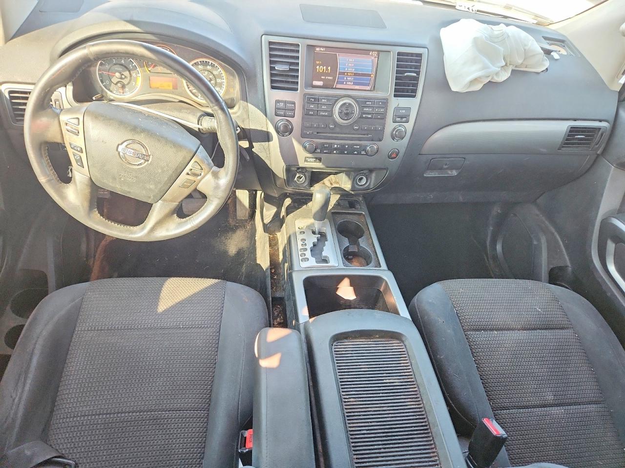 2015 Nissan Armada Sv Silver vin: 5N1BA0NDXFN617642