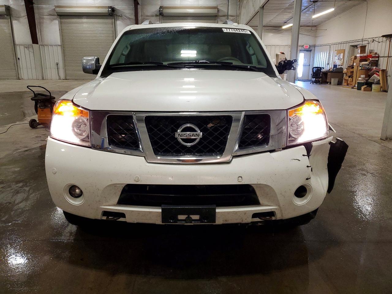 2015 Nissan Armada Platinum Белый vin: 5N1BA0NE0FN603791