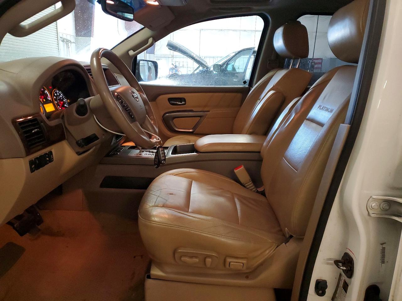 2015 Nissan Armada Platinum Белый vin: 5N1BA0NE0FN603791