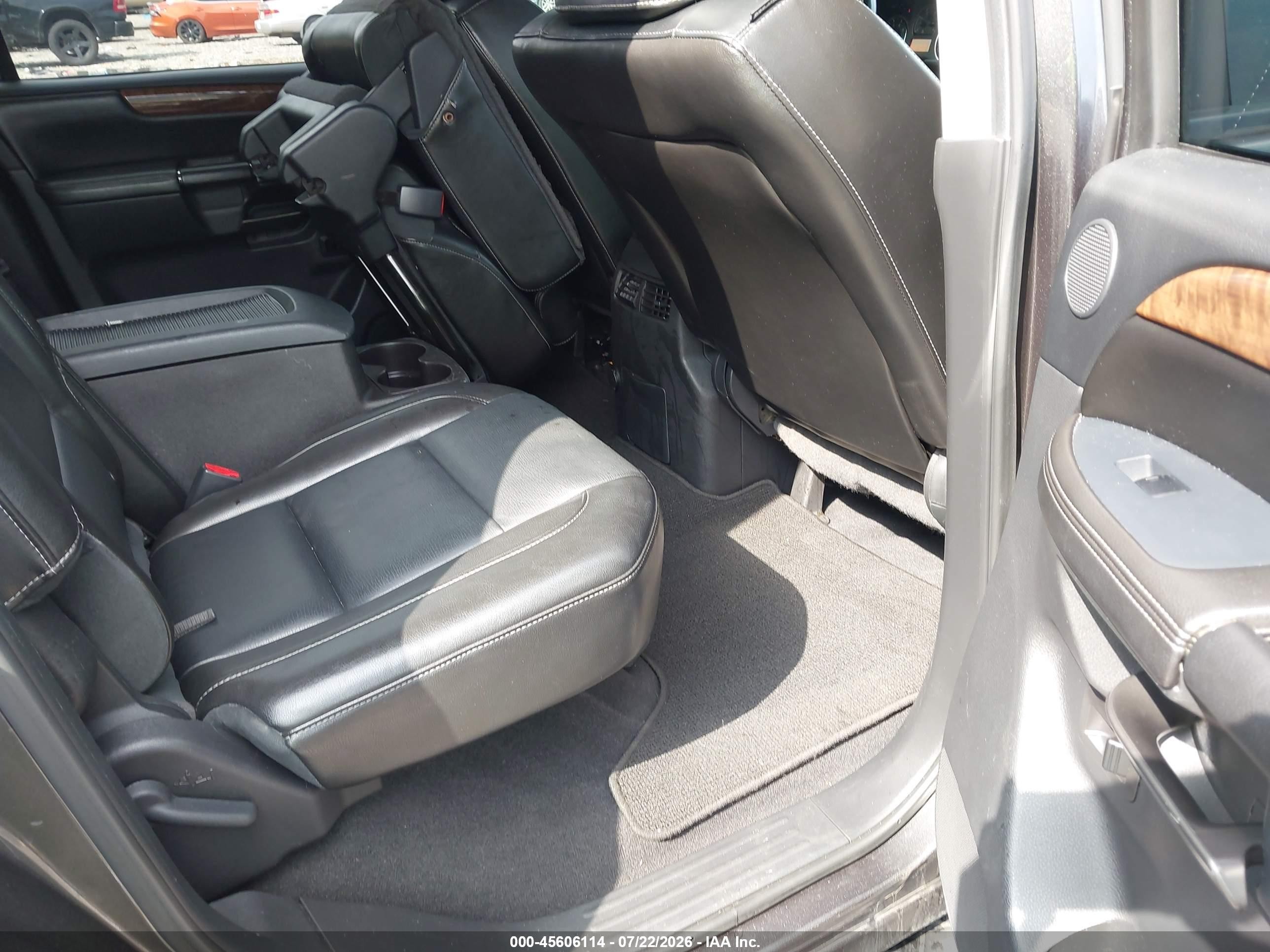 2011 Nissan Armada Platinum Gray vin: 5N1BA0NE1BN617208